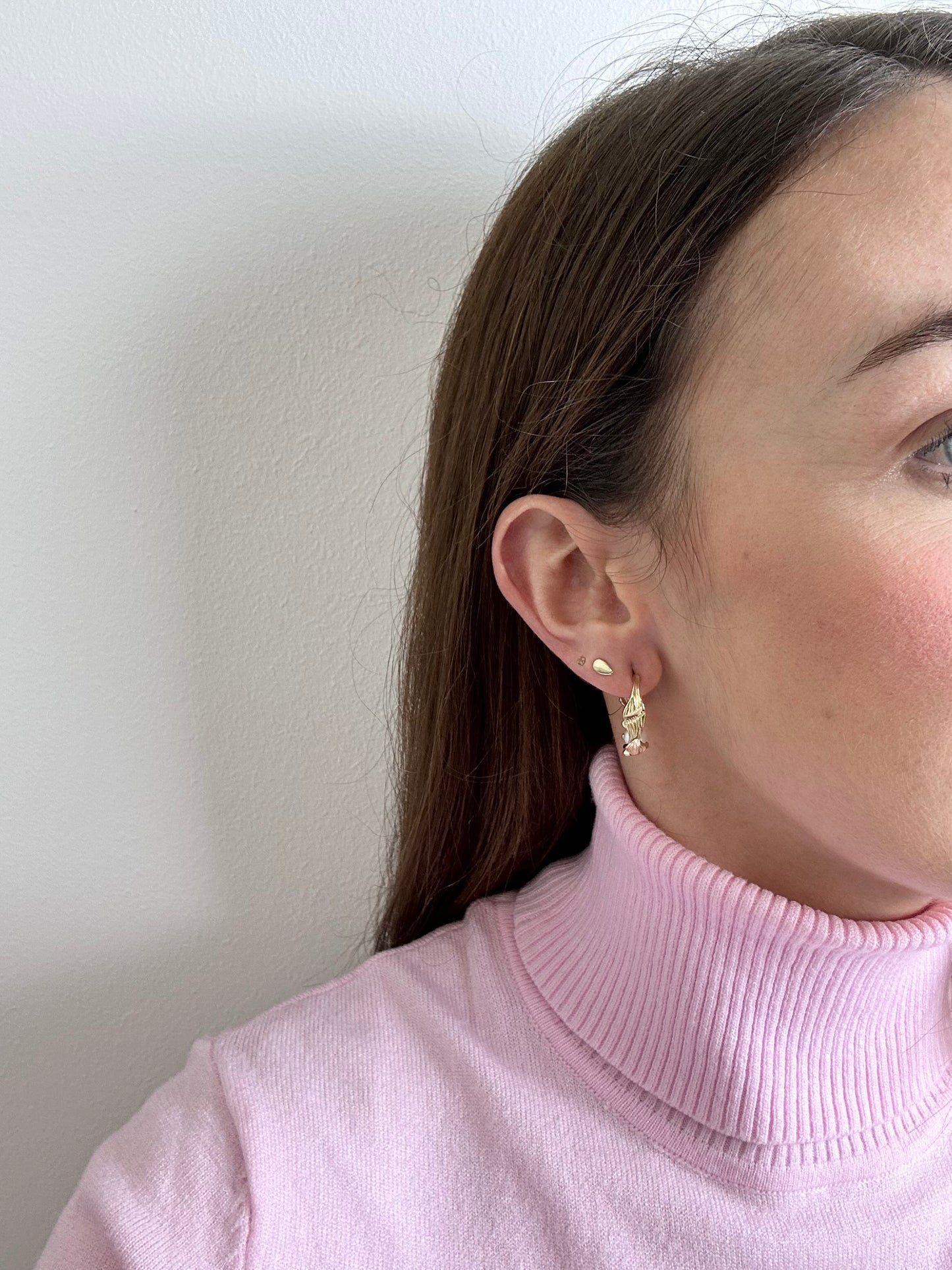 Lila Gold Hoops
