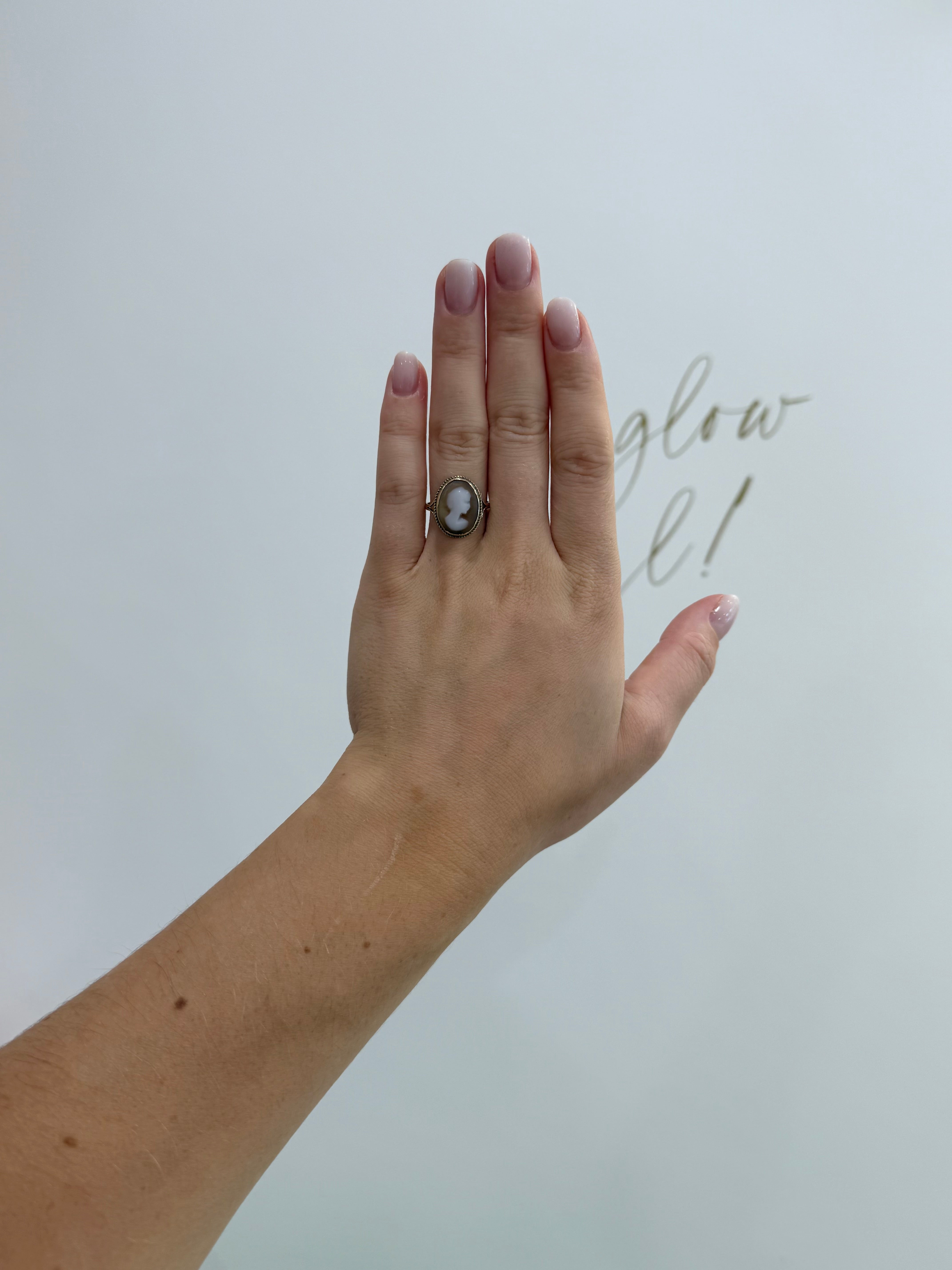 9ct Gold Cameo Ring