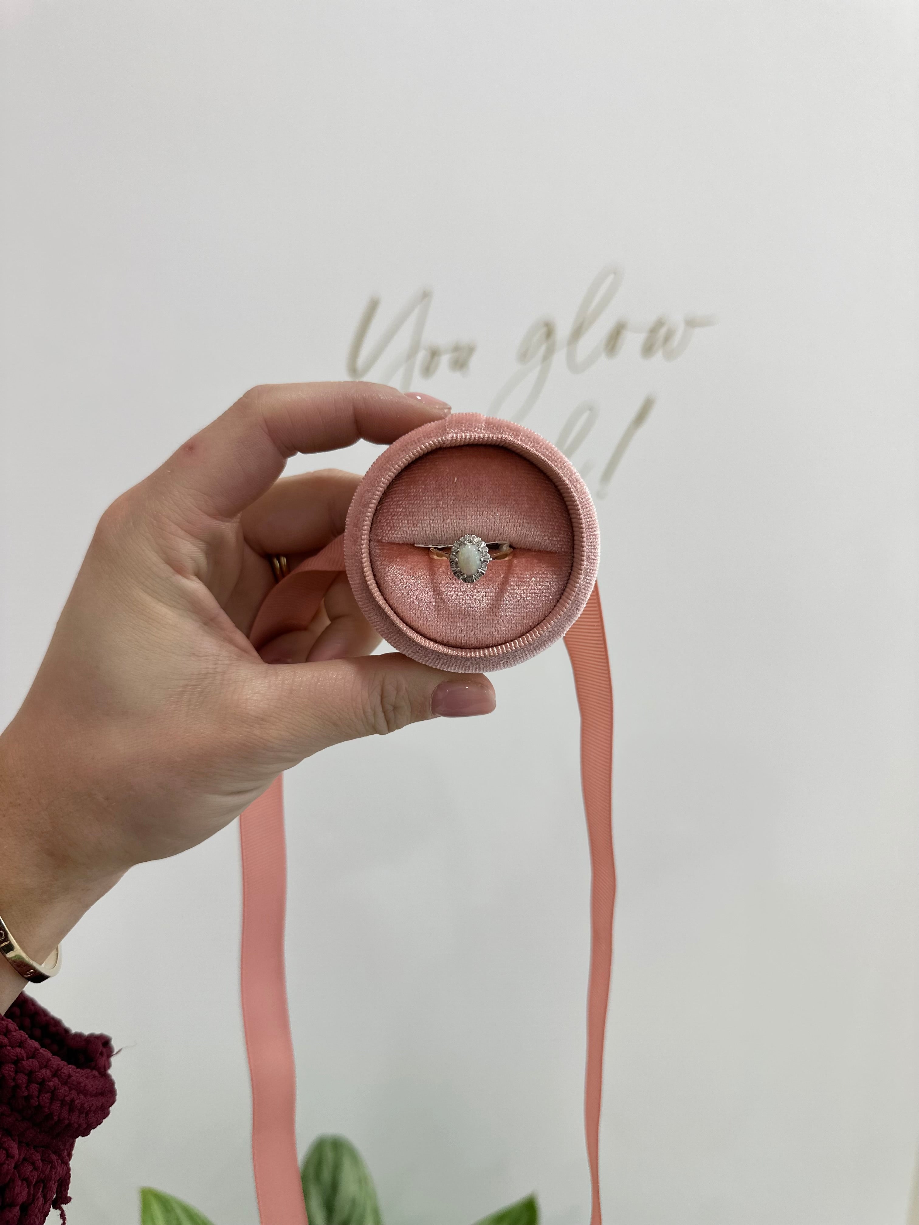 18ct Opal & Diamond Ring