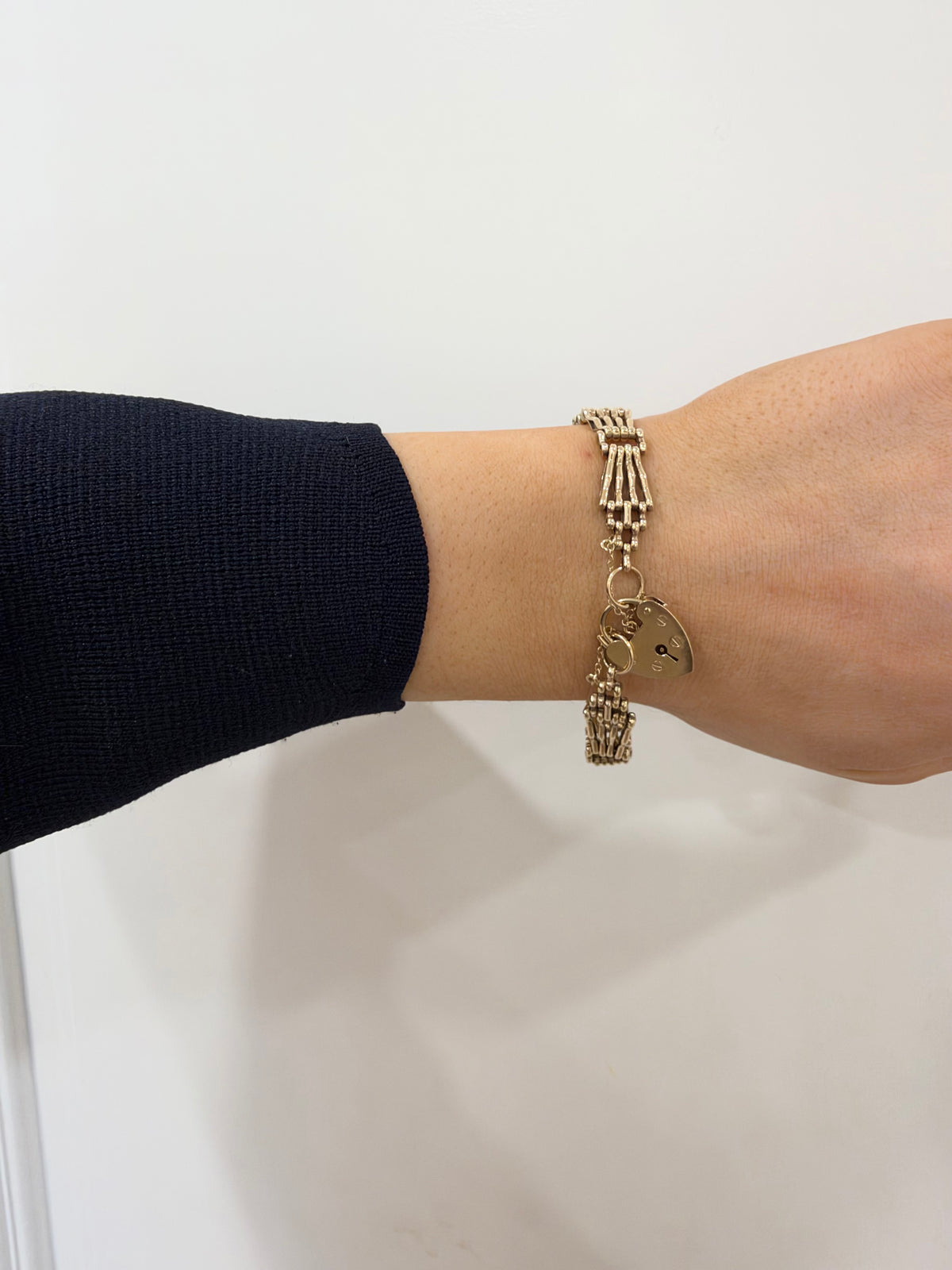 9ct Gold Gate Bracelet