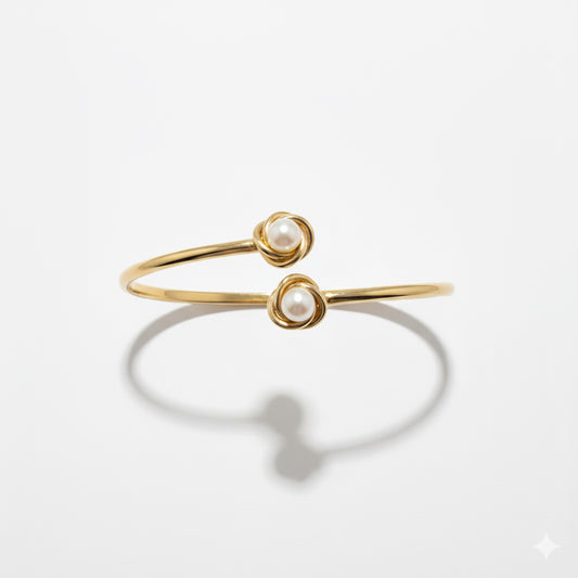 9ct Gold Pearl Bangle