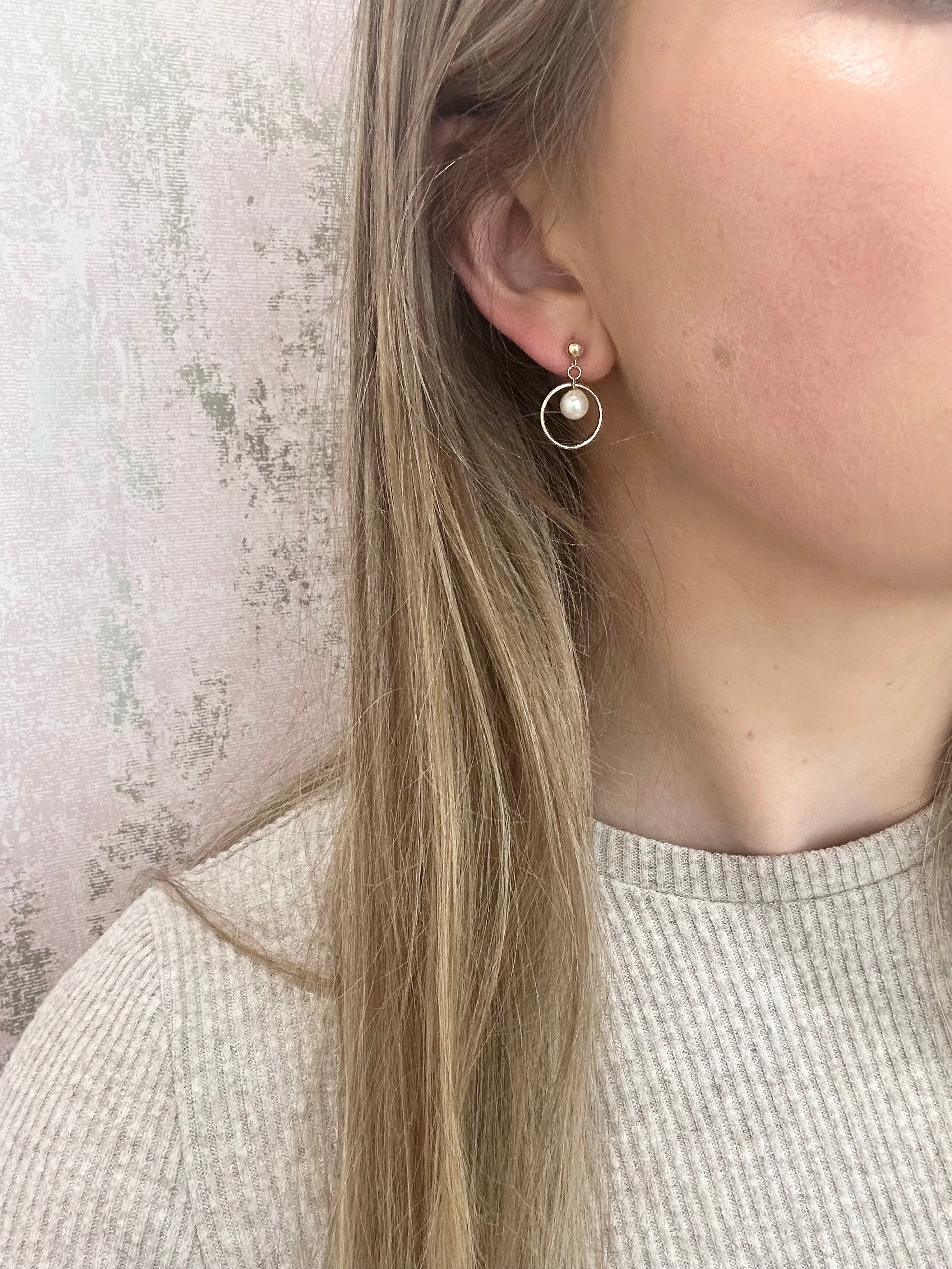 Naomi 9ct Gold Earrings