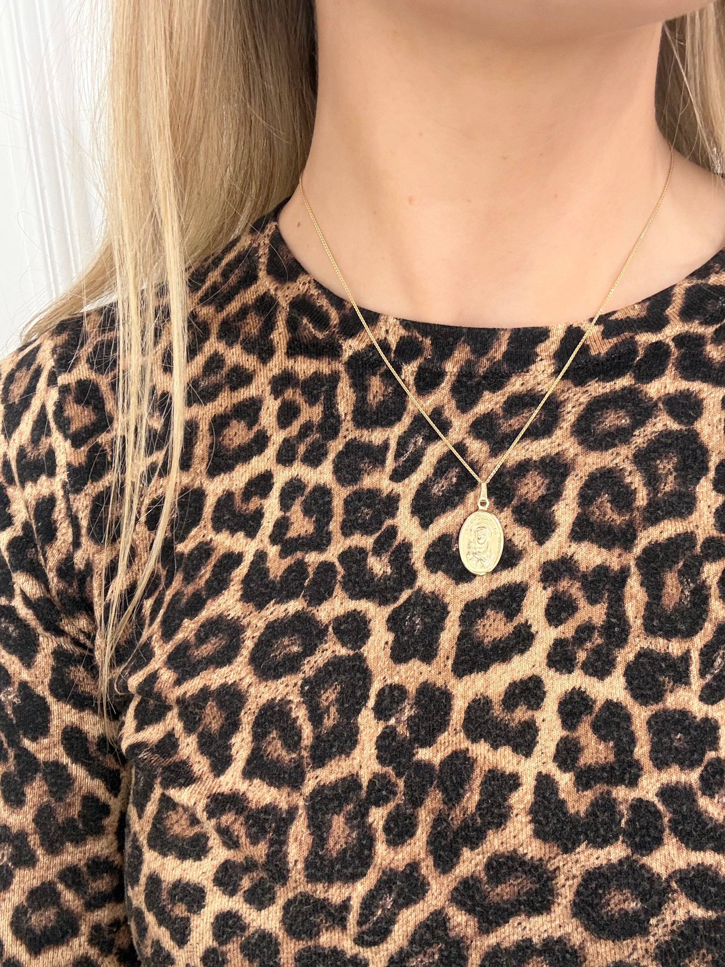 9ct St Philomena Necklace