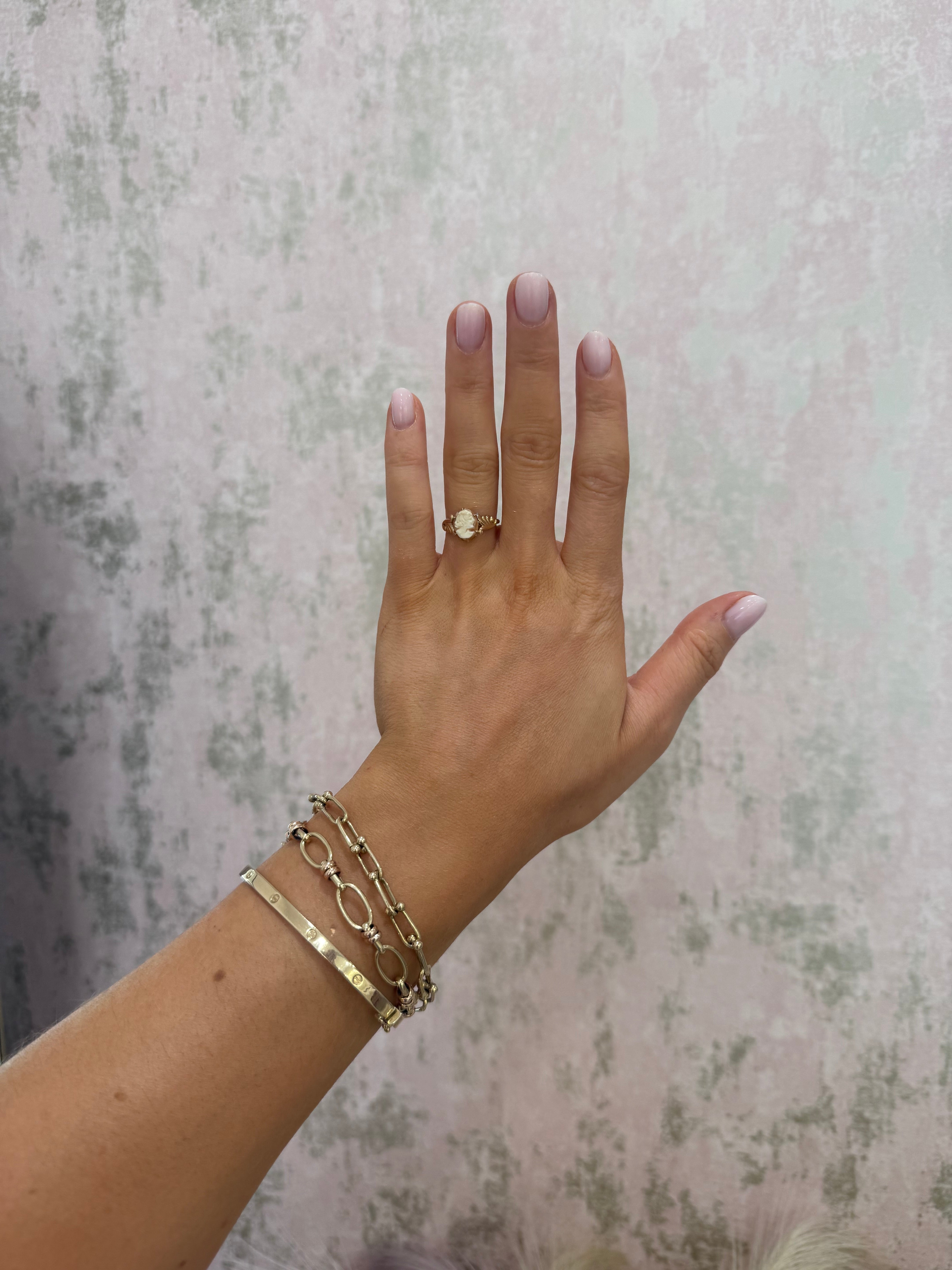 9ct Gold Cameo Ring