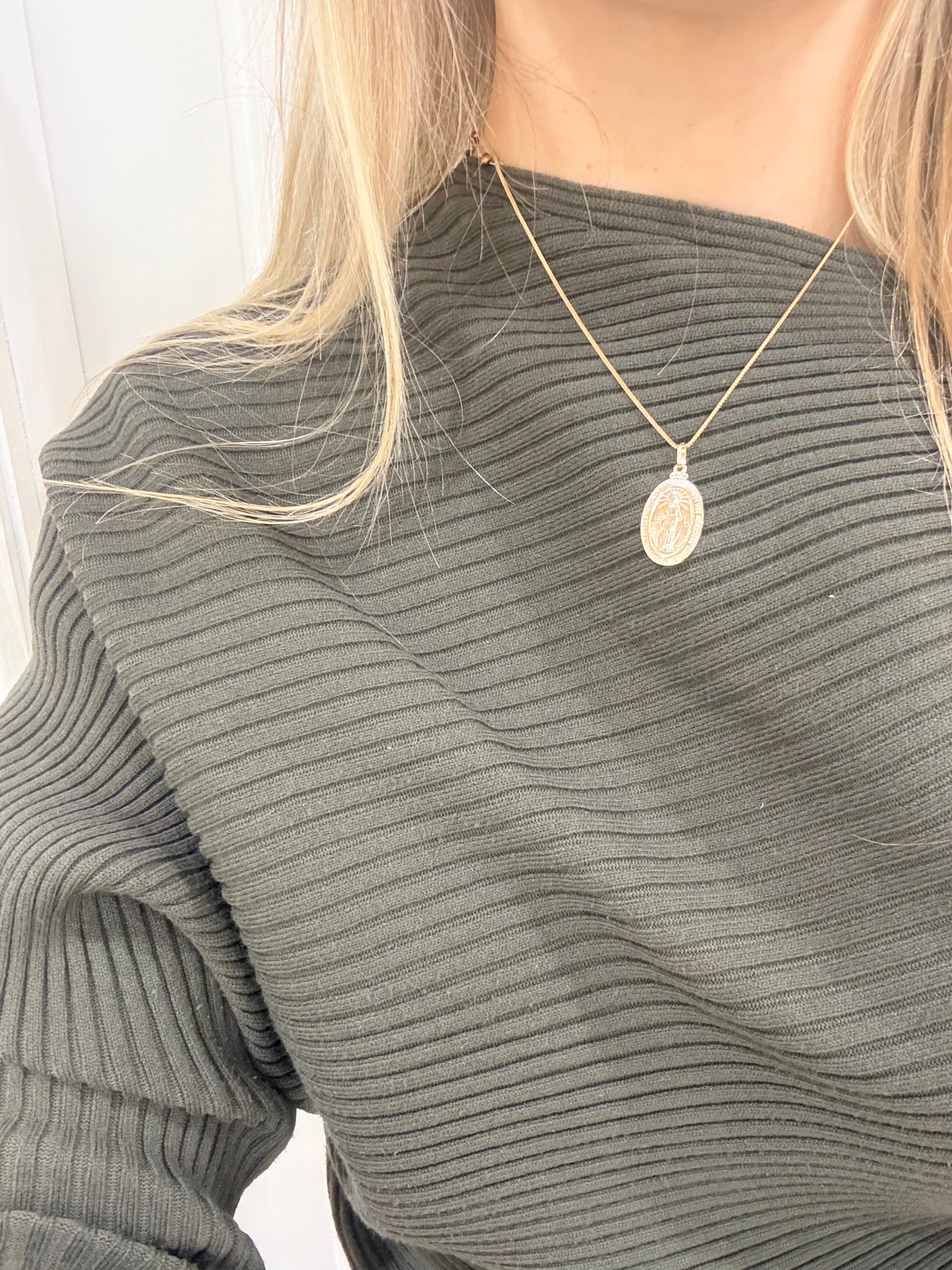 9ct Large Miraculous Medal Necklace