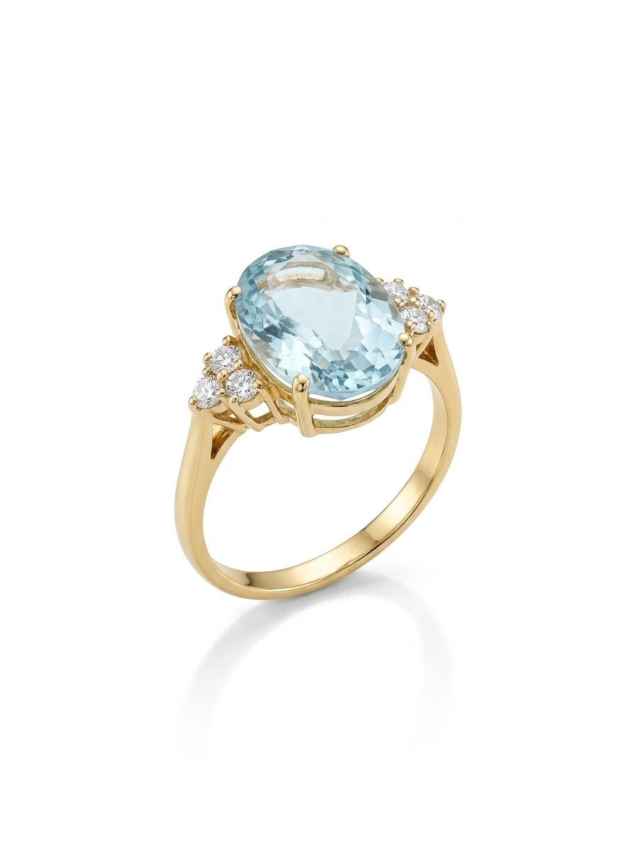 18ct Aquamarine & Diamond Ring