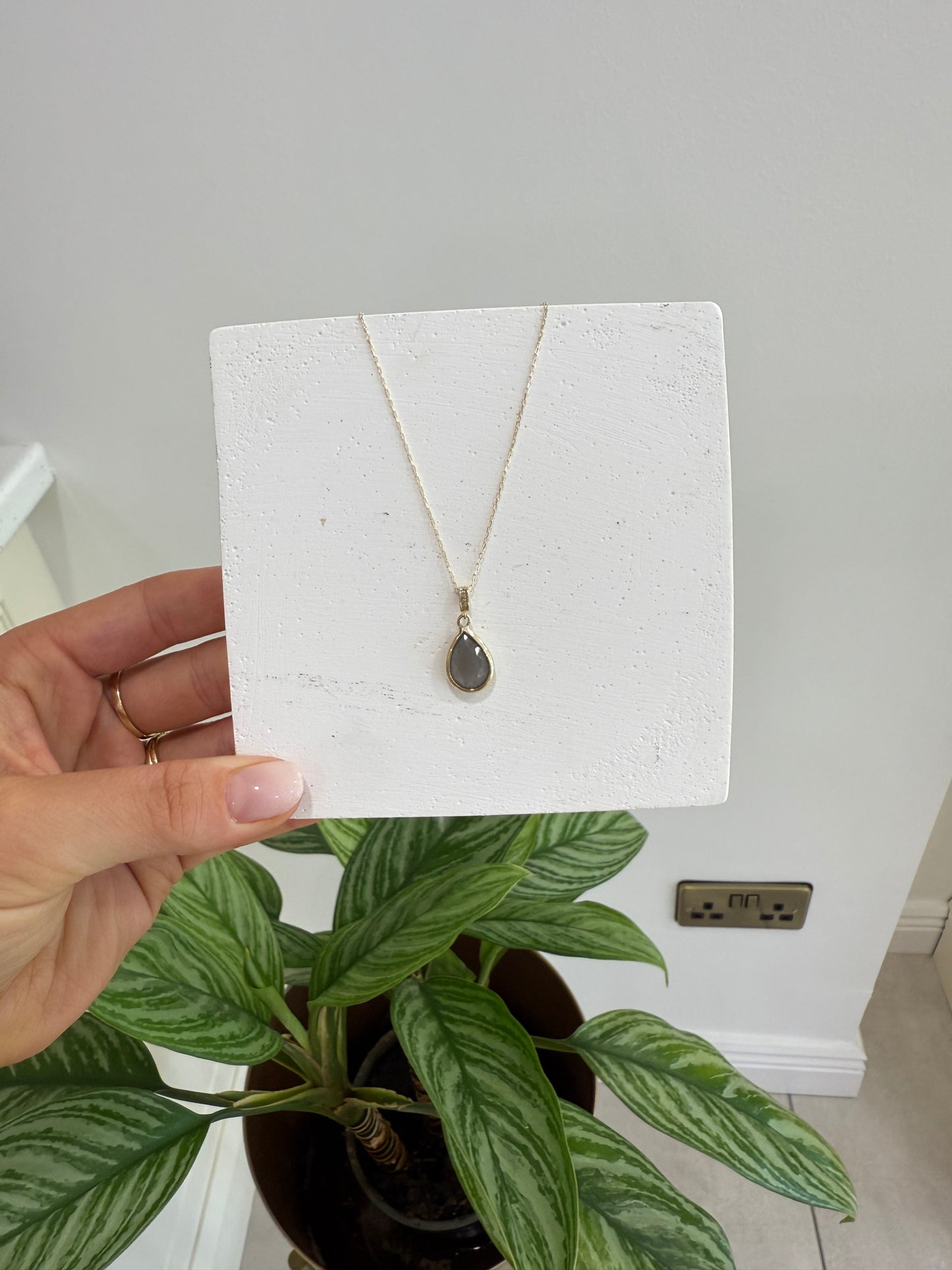 Mila Quartz & Diamond Necklace