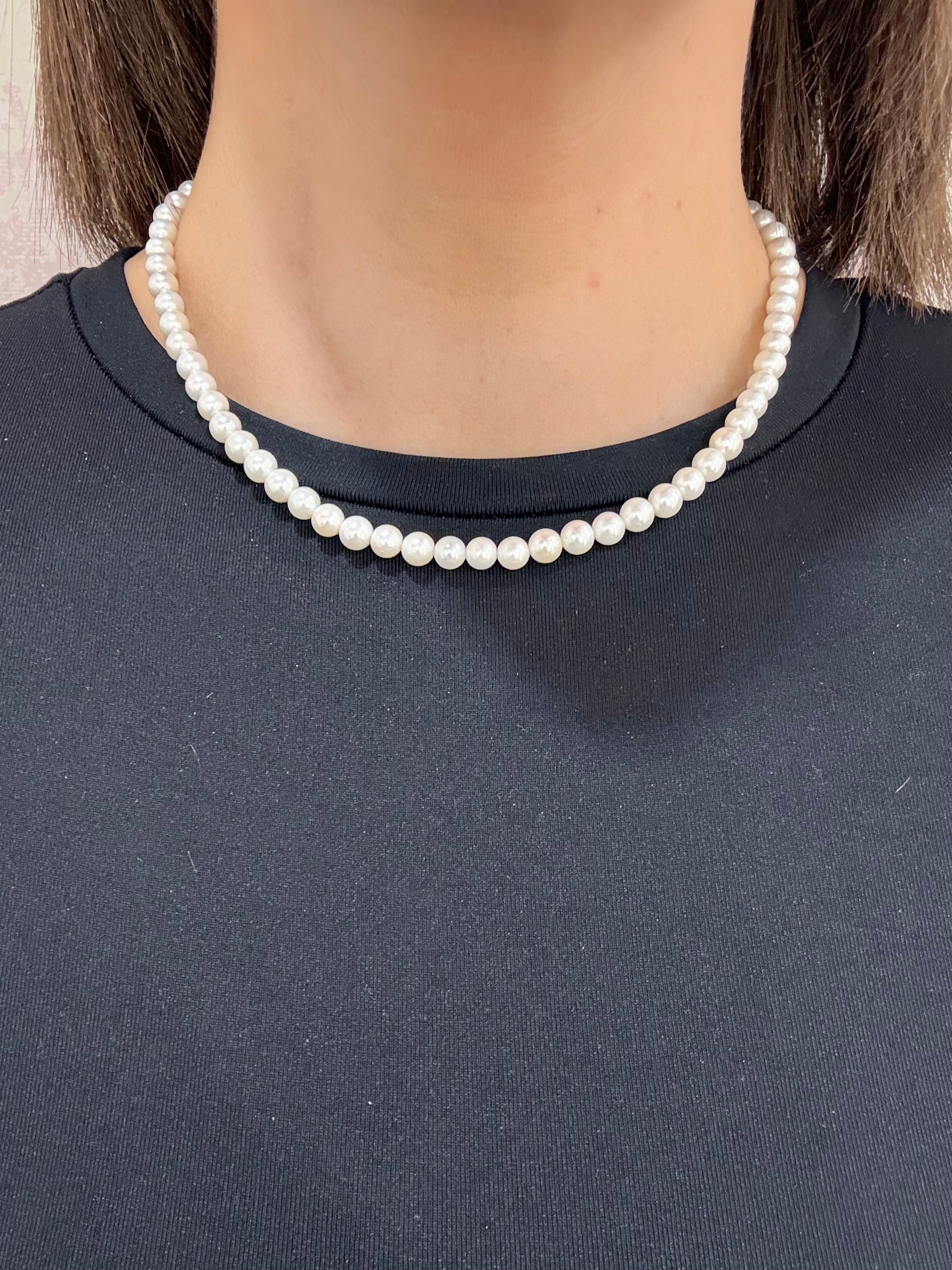 Delma Necklace