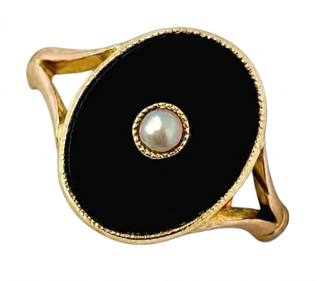 9ct Rose Gold Onyx & Pearl Ring
