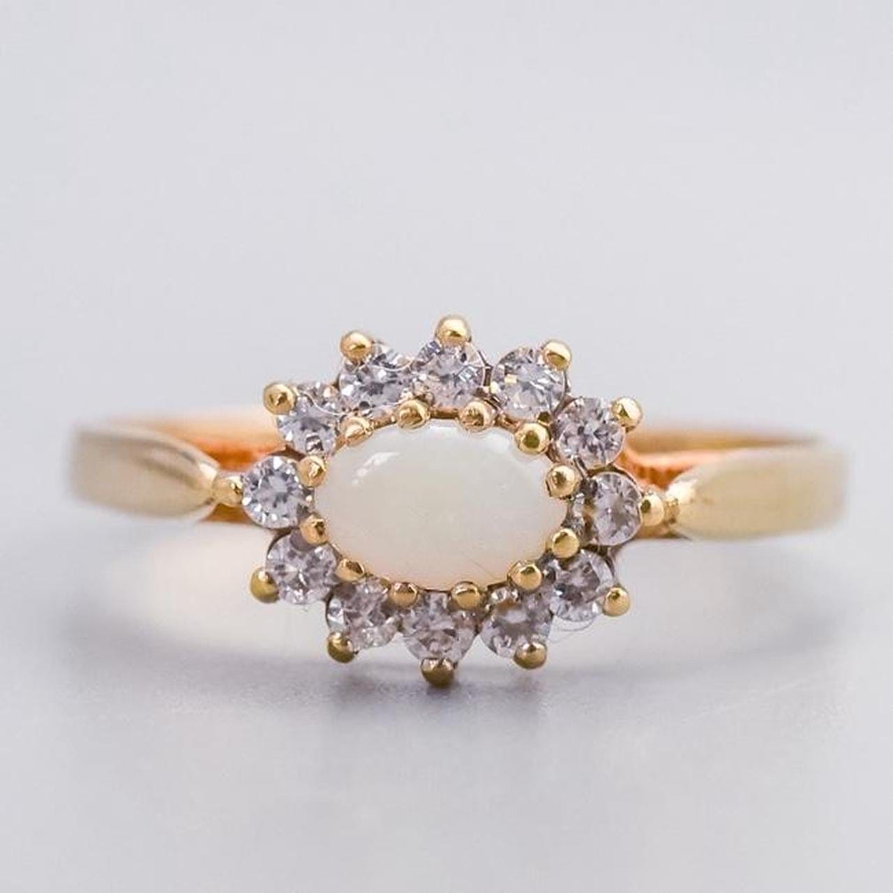 9ct Gold Opal & CZ Cluster Ring