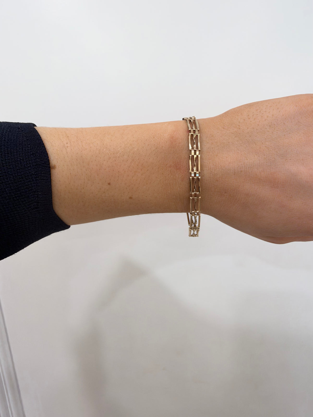 9ct Gold Light Gate Bracelet