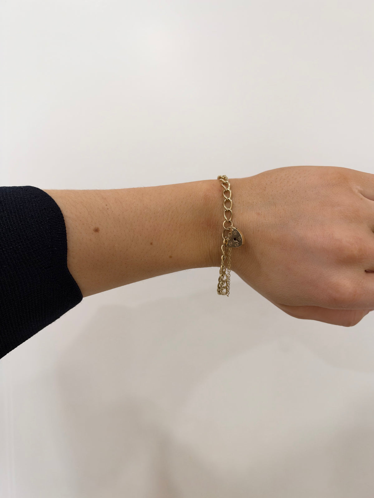 9ct Gold Curb Bracelet With Love Heart Safety Lock