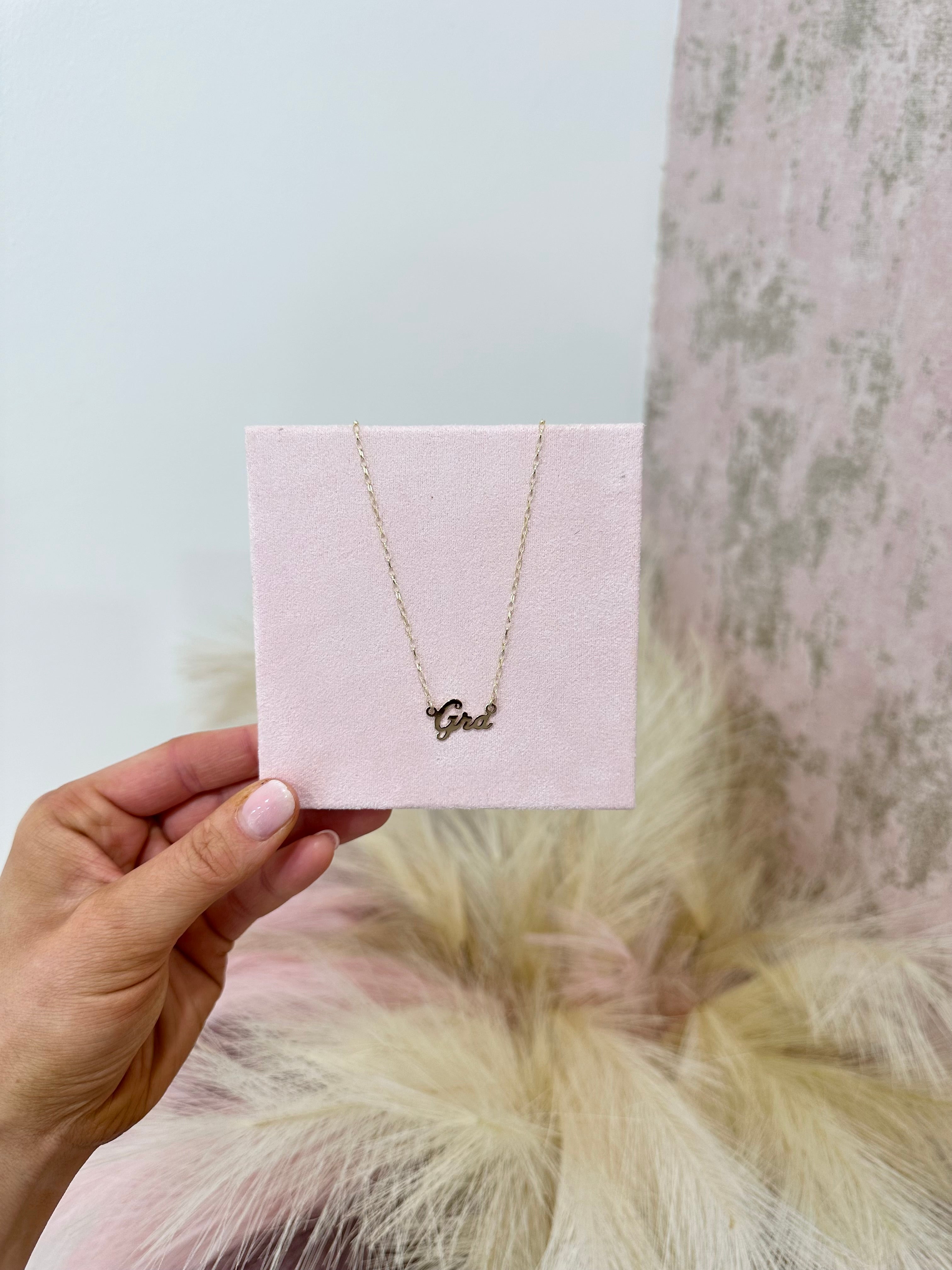 9ct Gra Necklace