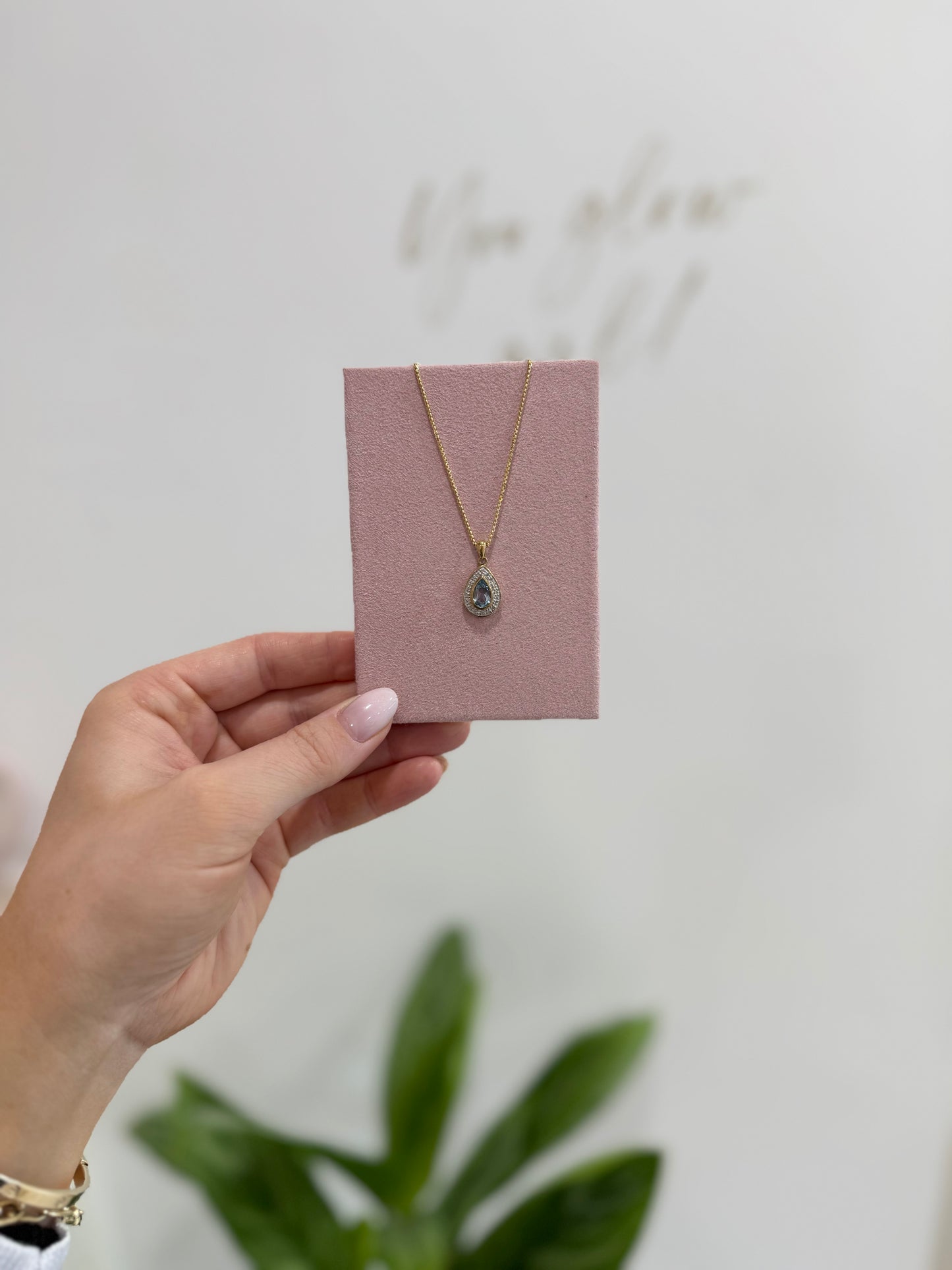 9ct Gold Topaz & Diamond Necklace