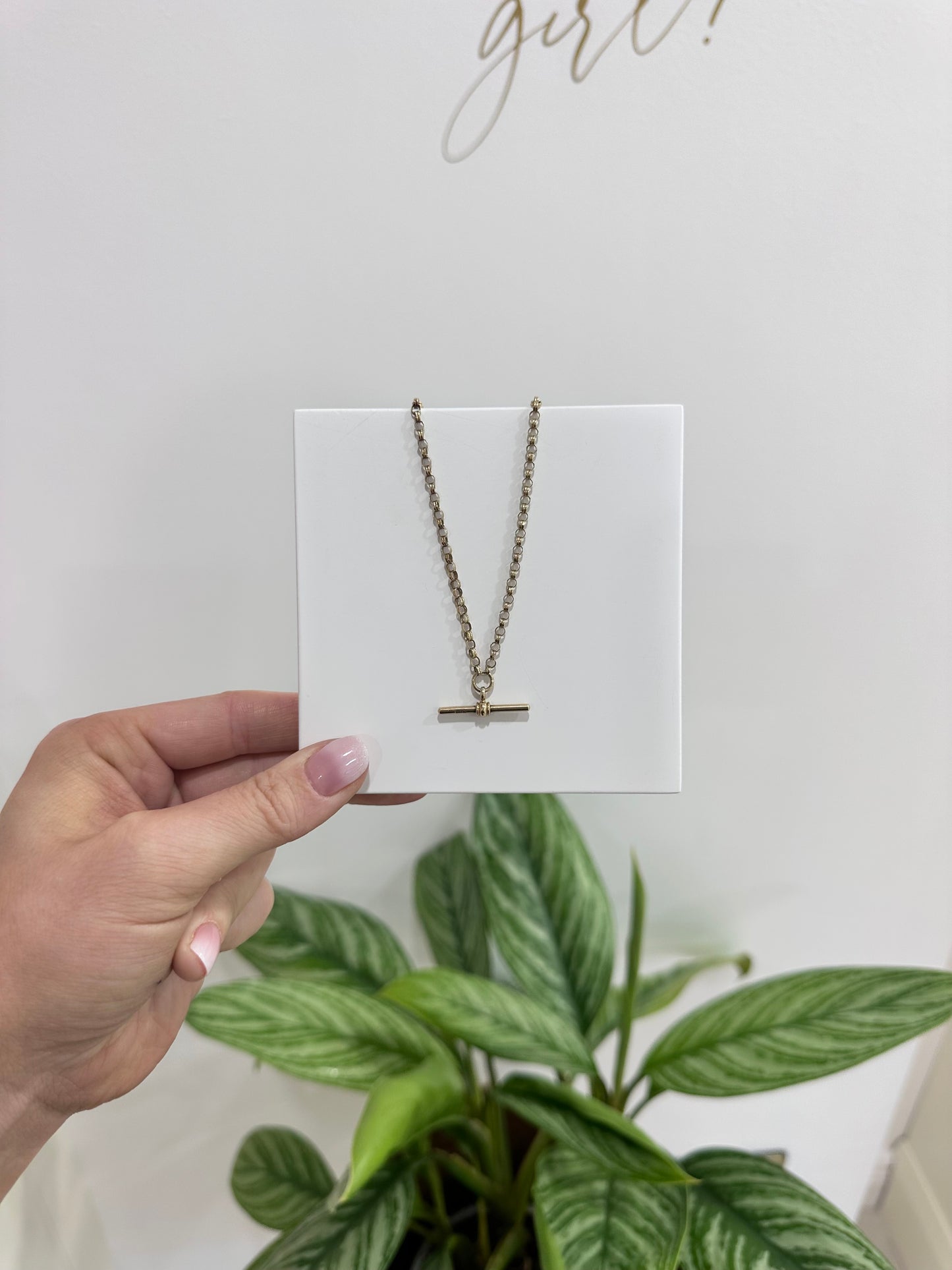 9ct Gold T Bar Necklace