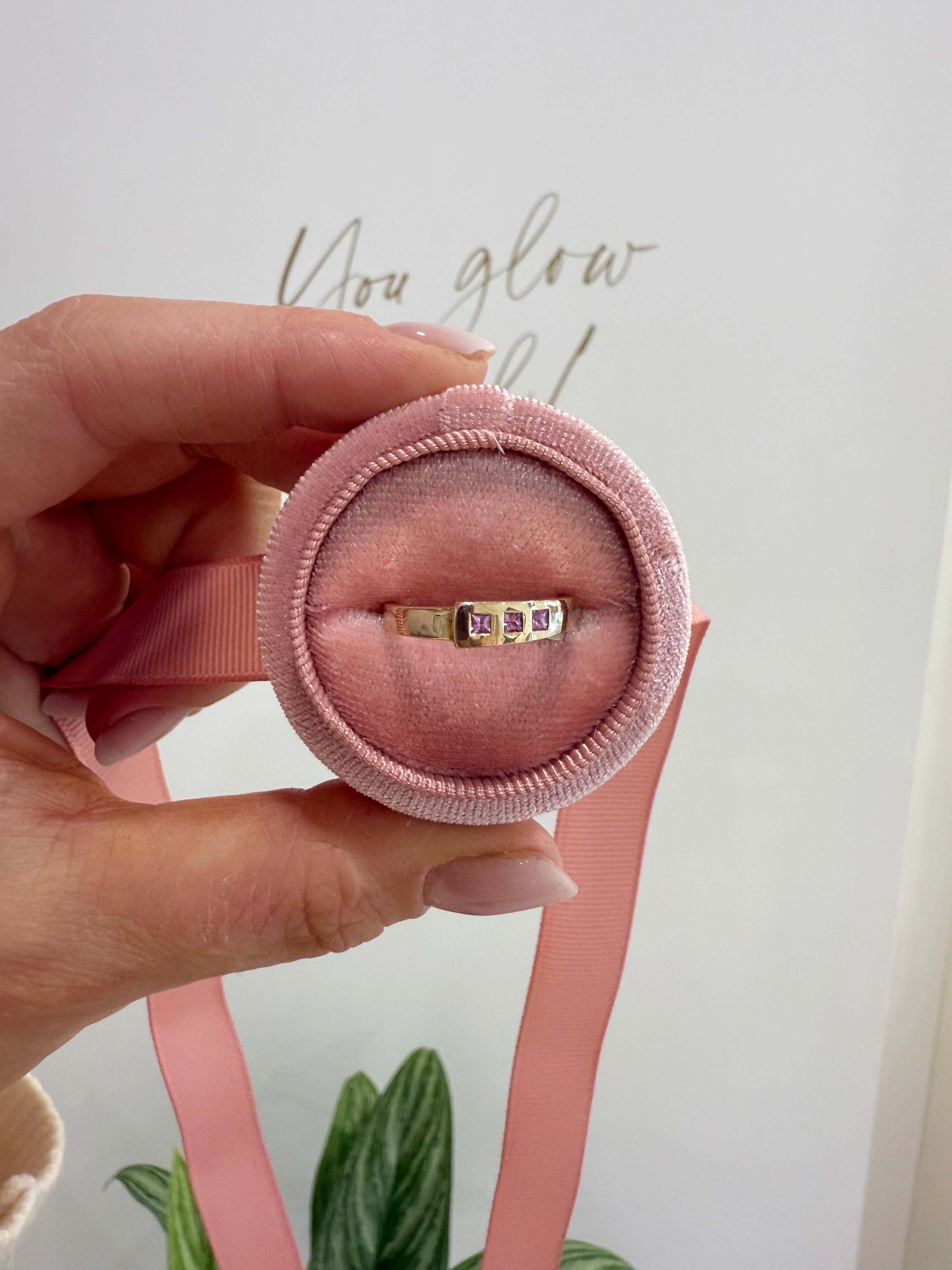 9ct Gold Pink Sapphire Band