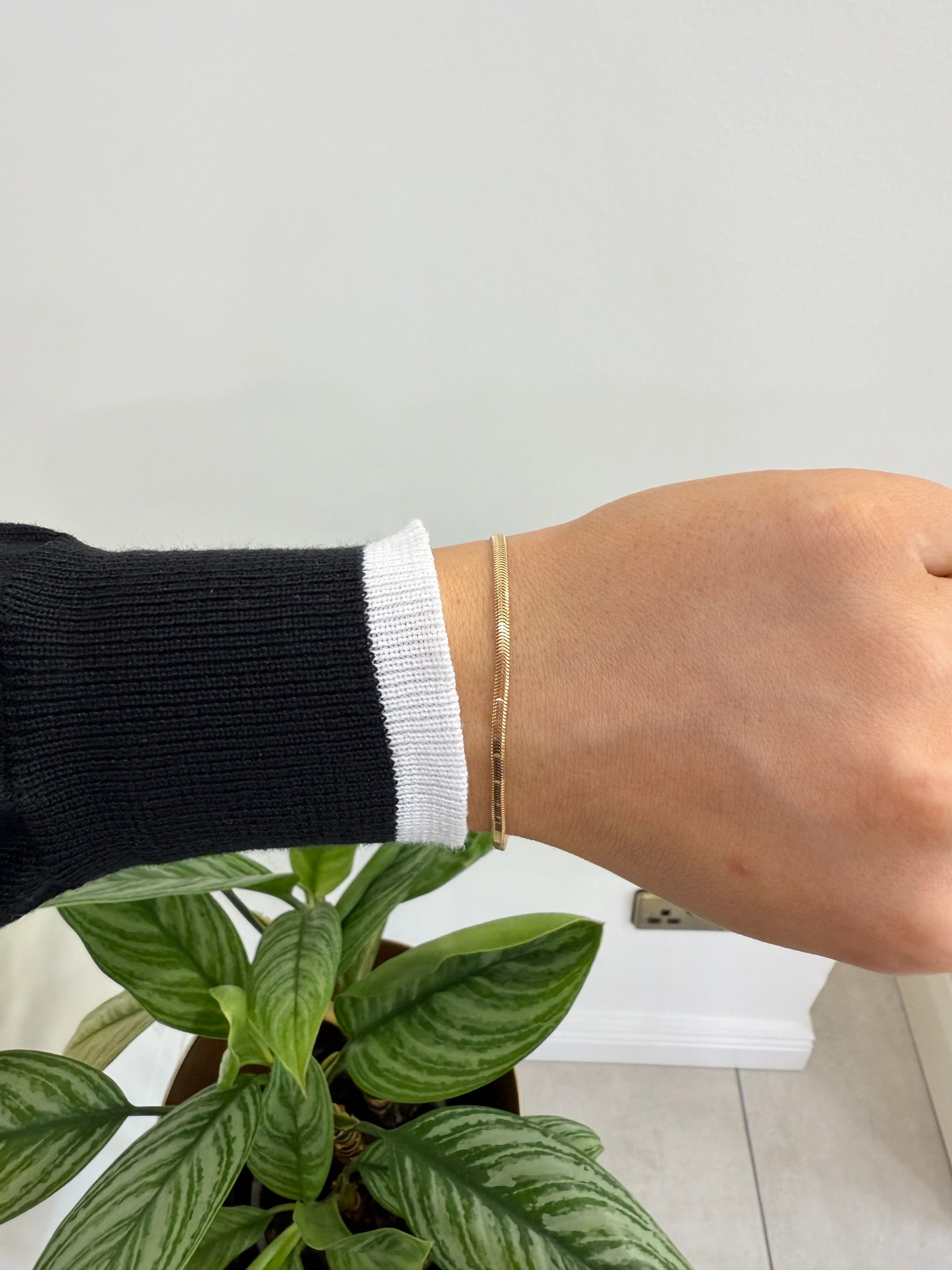 9ct Gold Snake Bracelet