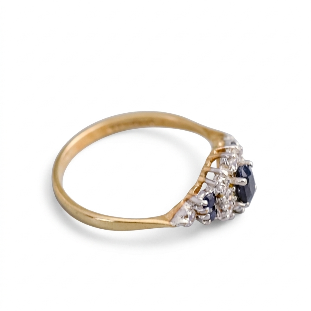 9ct Gold Sapphire & Cz Cluster Ring