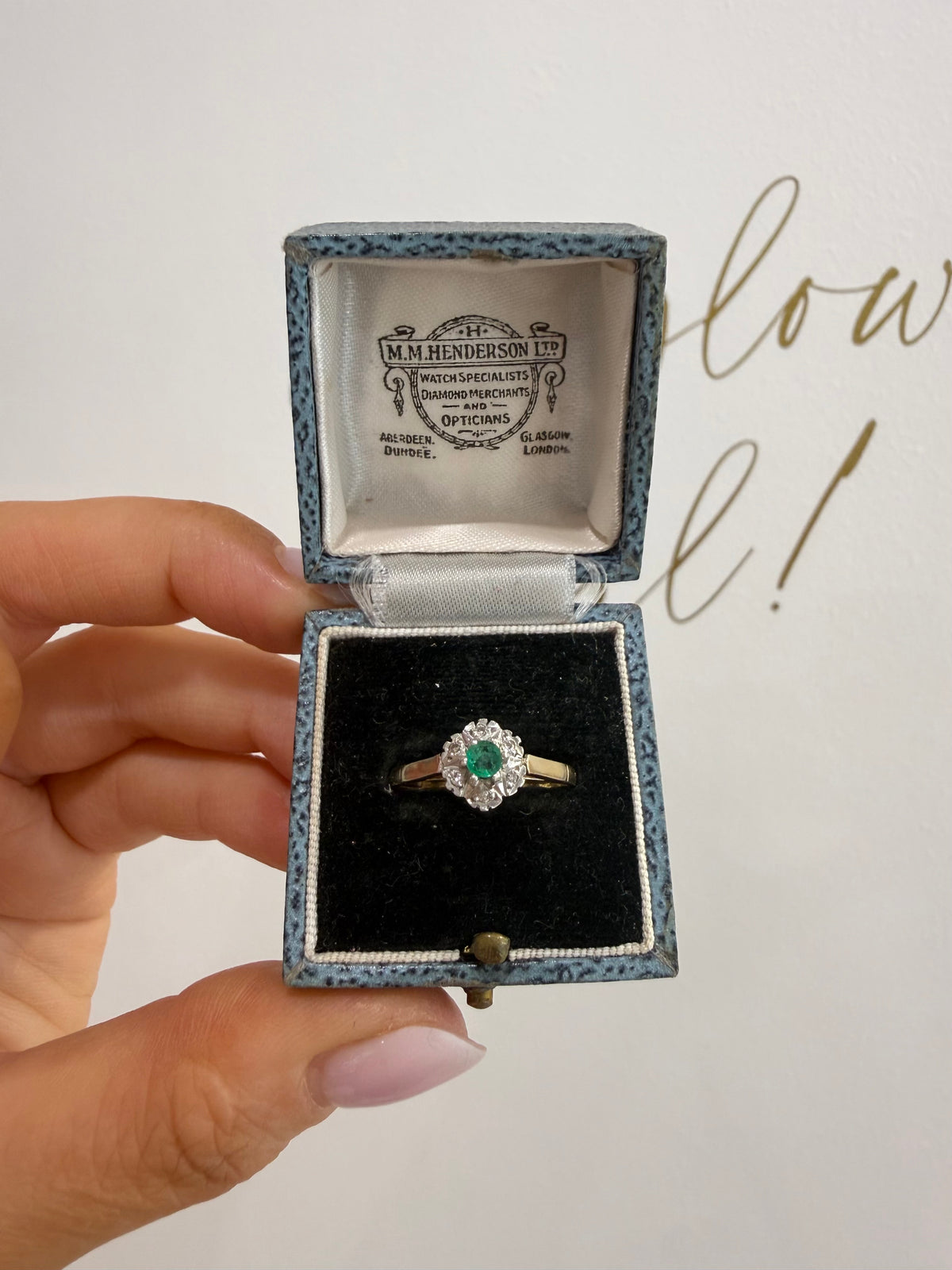 9ct Gold Emerald & Diamond Cluster Ring
