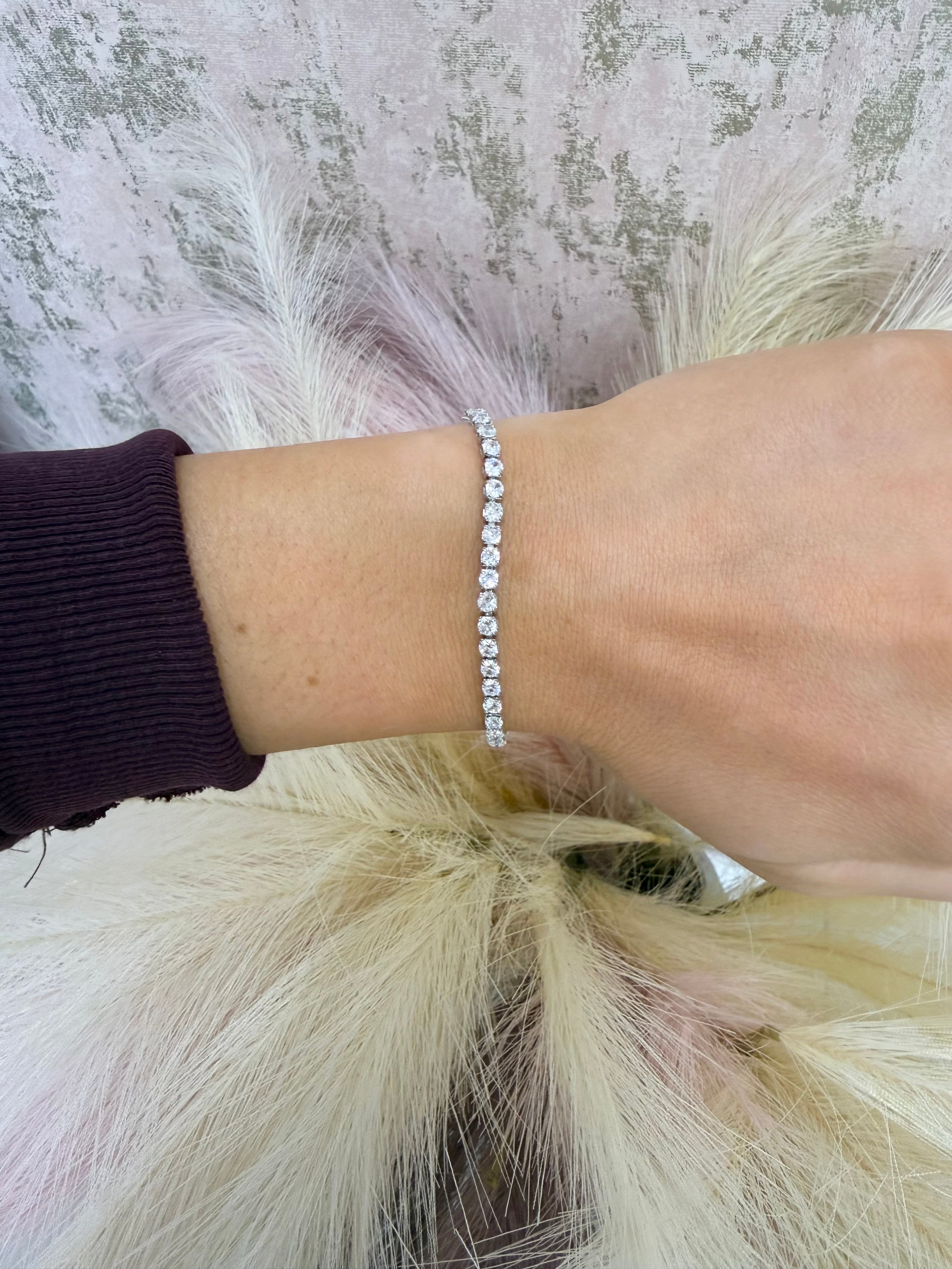 Silver Tennis Style Pull Tie Bracelet