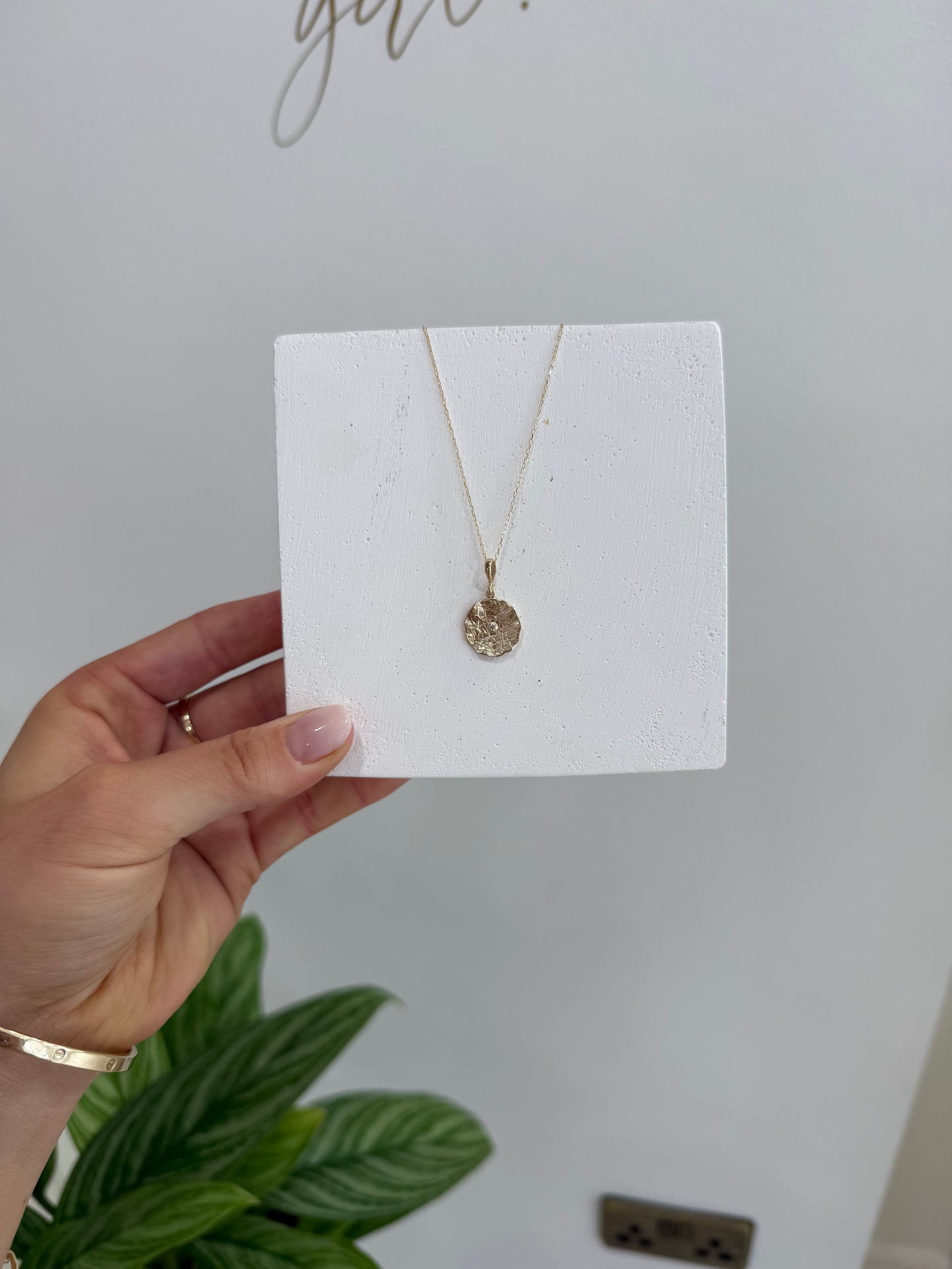 Arya Diamond Necklace