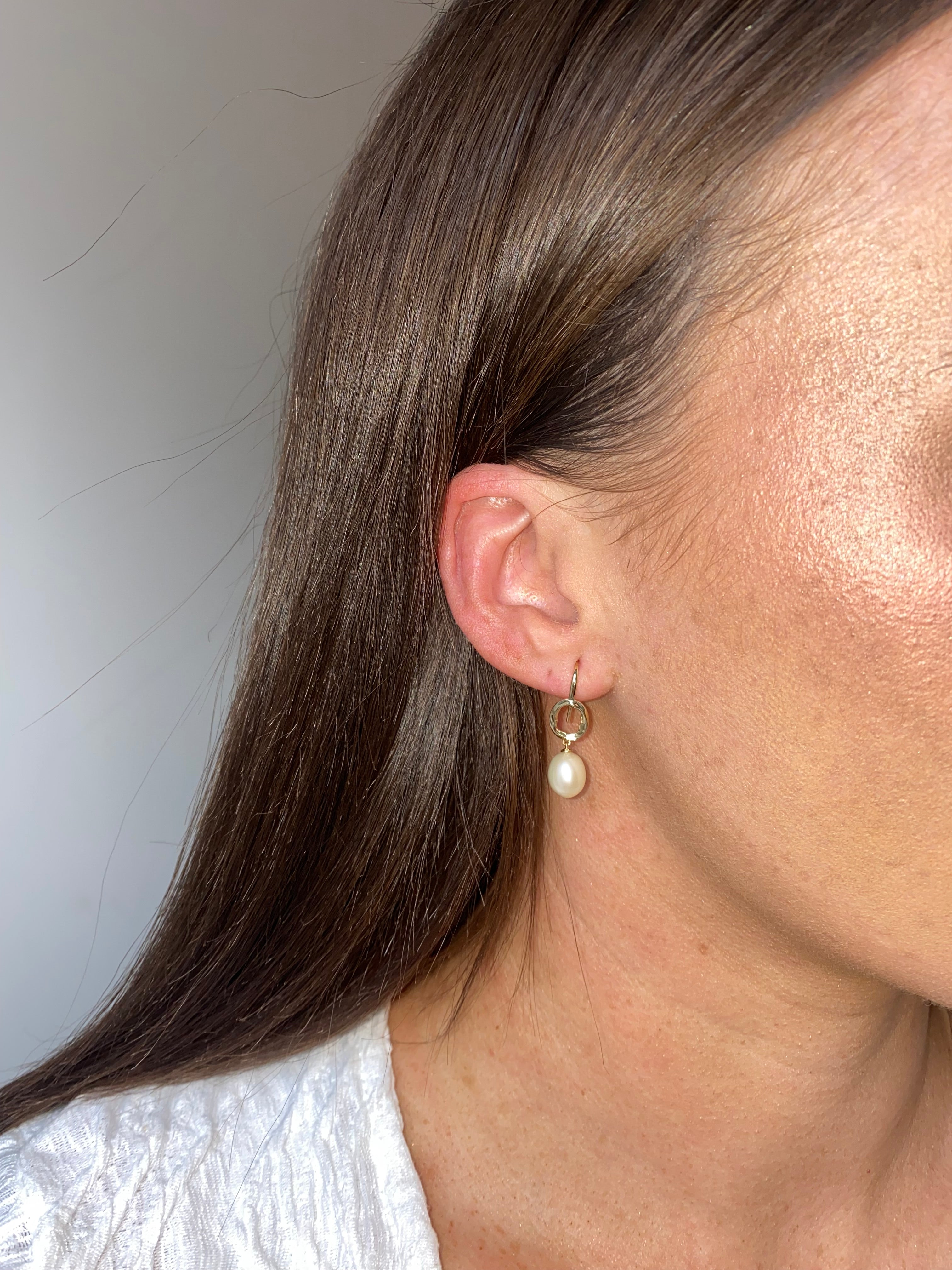 Carter 9ct Gold Earrings