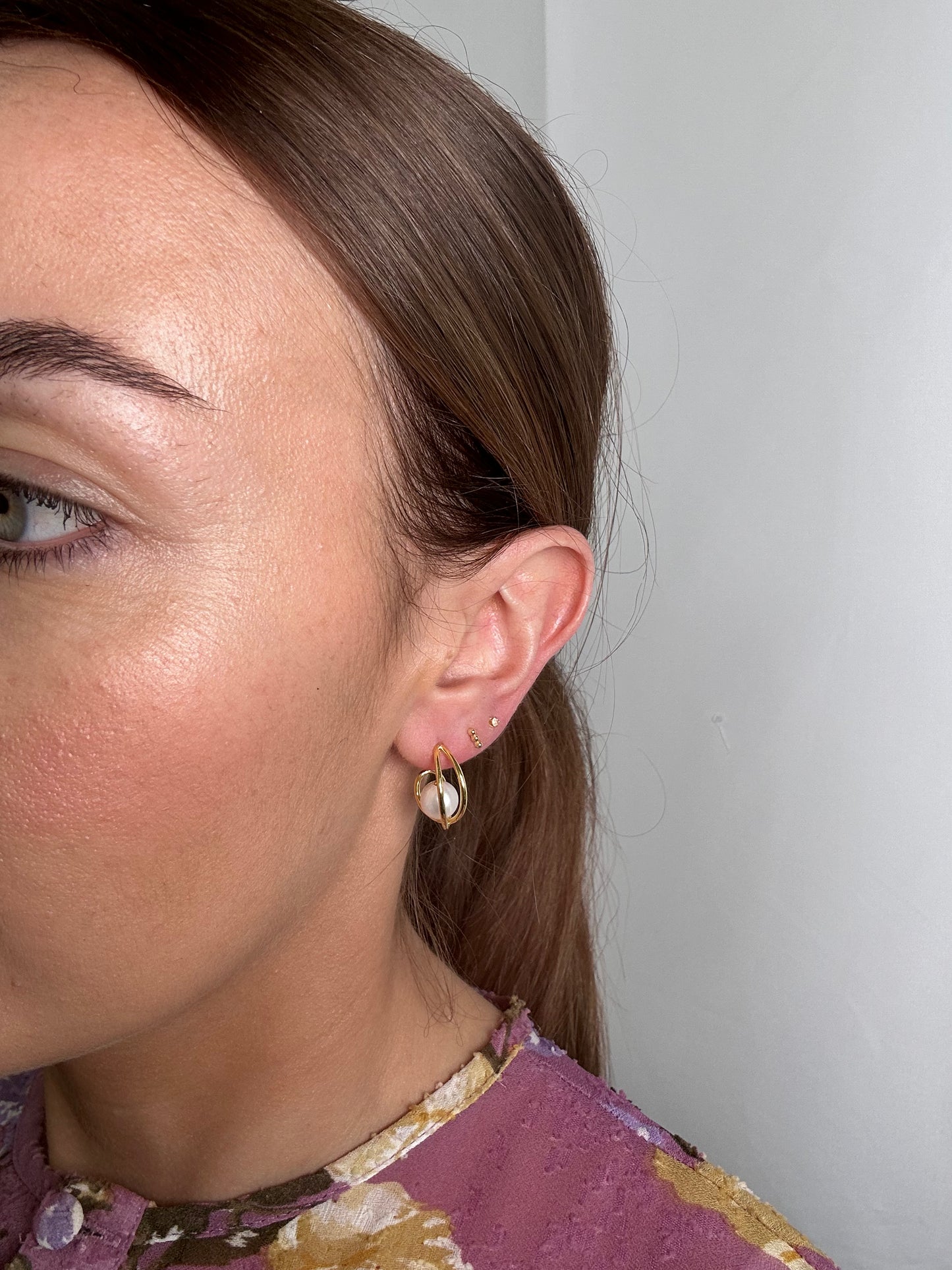 Lola Hoops
