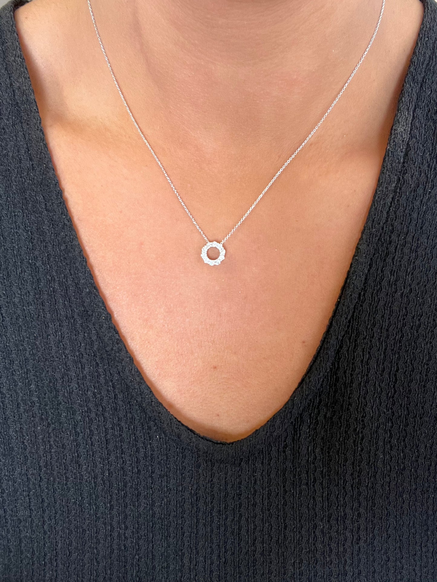 18ct White Gold Diamond Circle Pendant