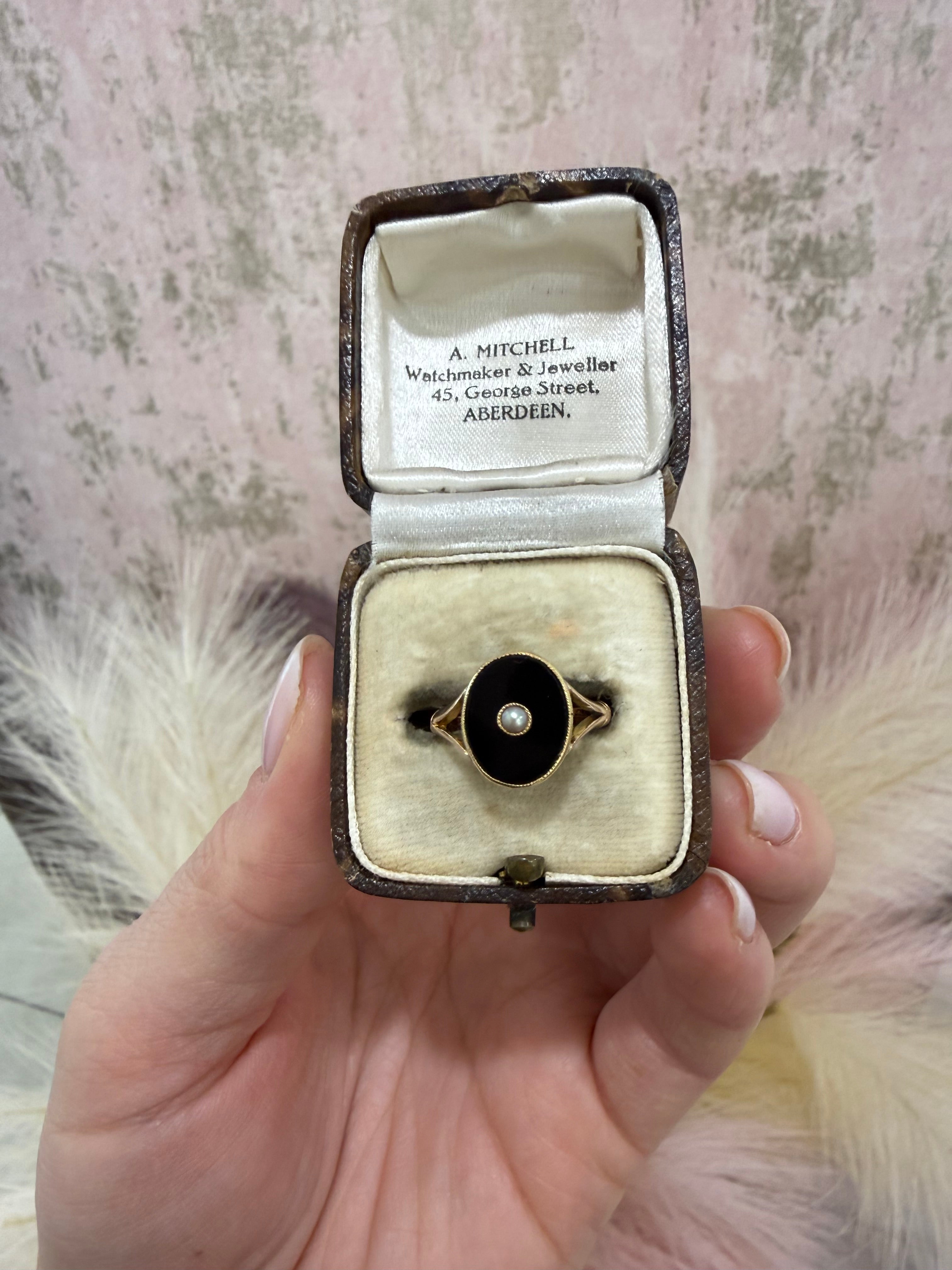 9ct Rose Gold Onyx & Pearl Ring