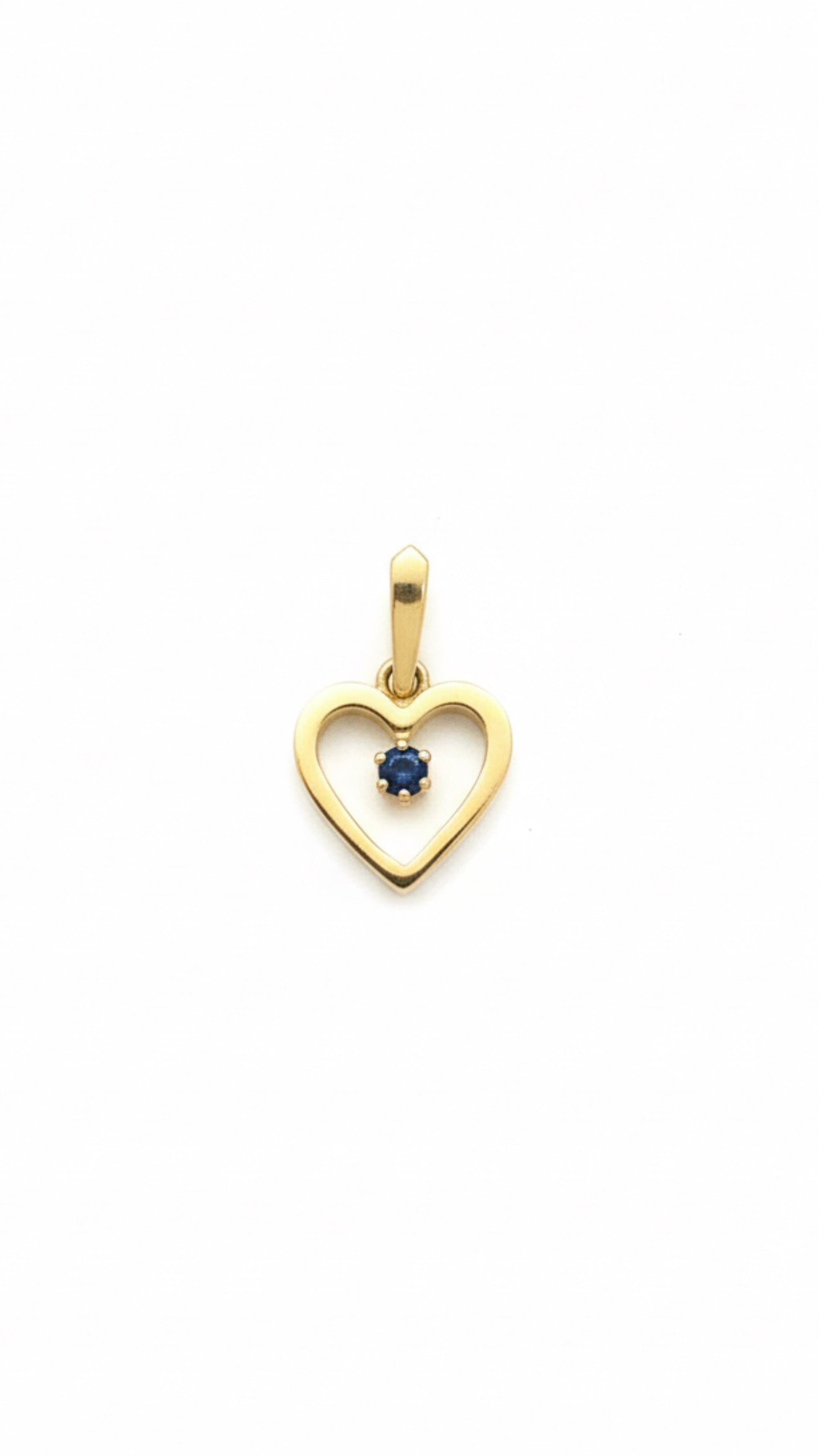 18ct Sapphire Love Heart Charm
