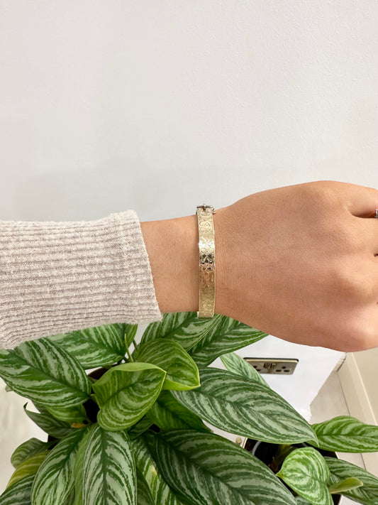 9ct Gold Antique Bangle