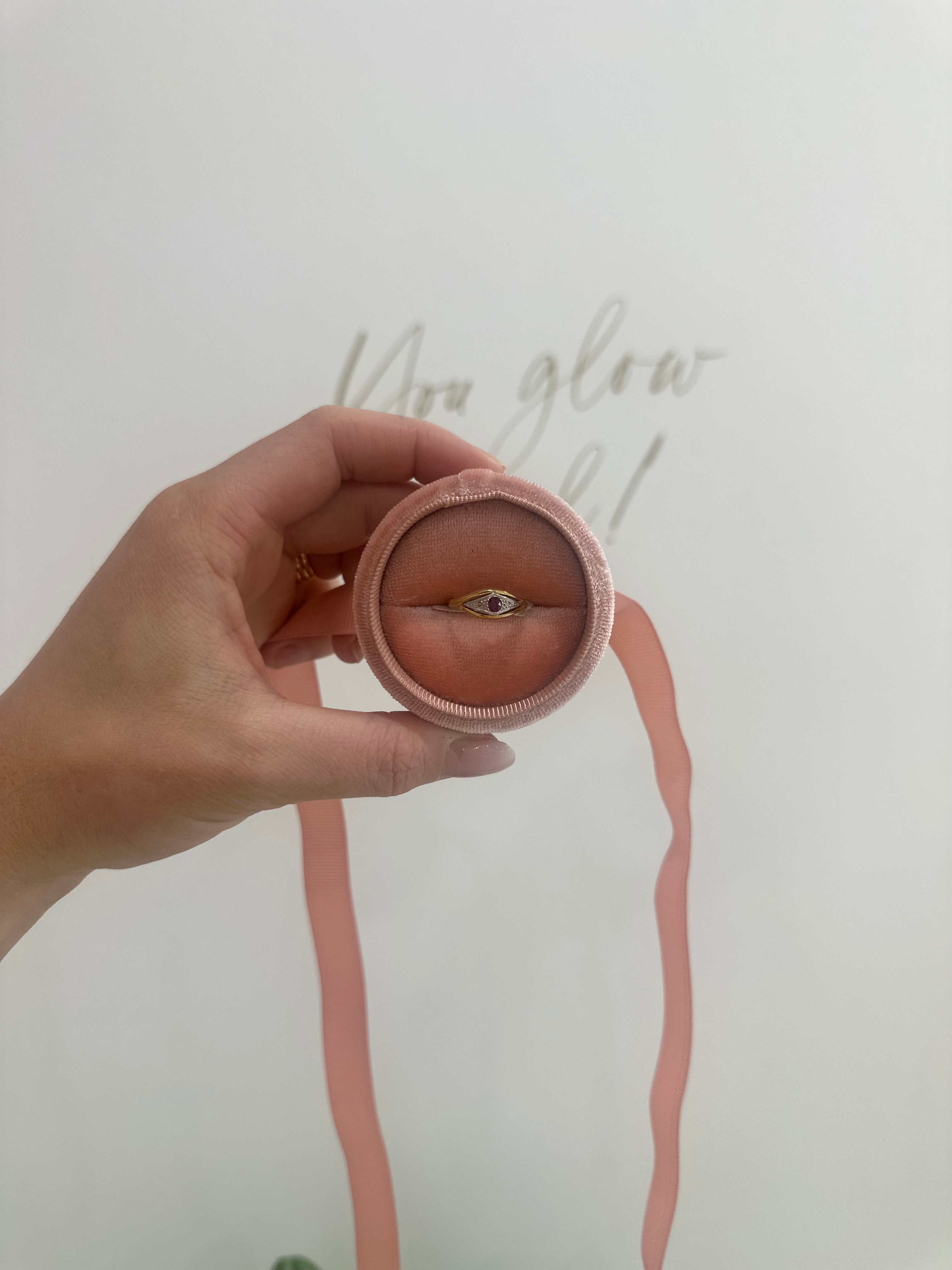 18ct Gold Art Deco Ruby Ellipse Ring