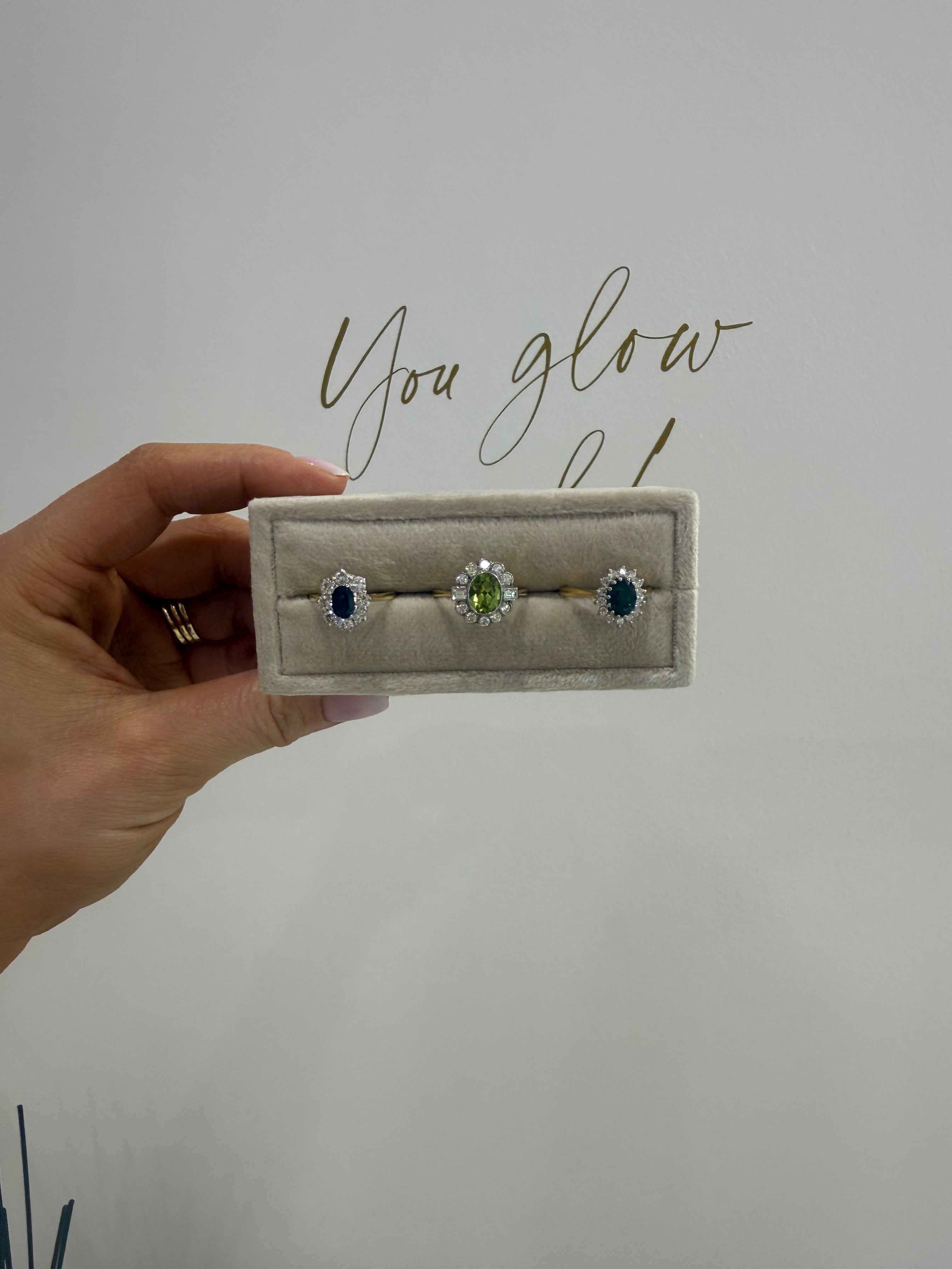 18ct Sapphire & Diamond Cluster Ring