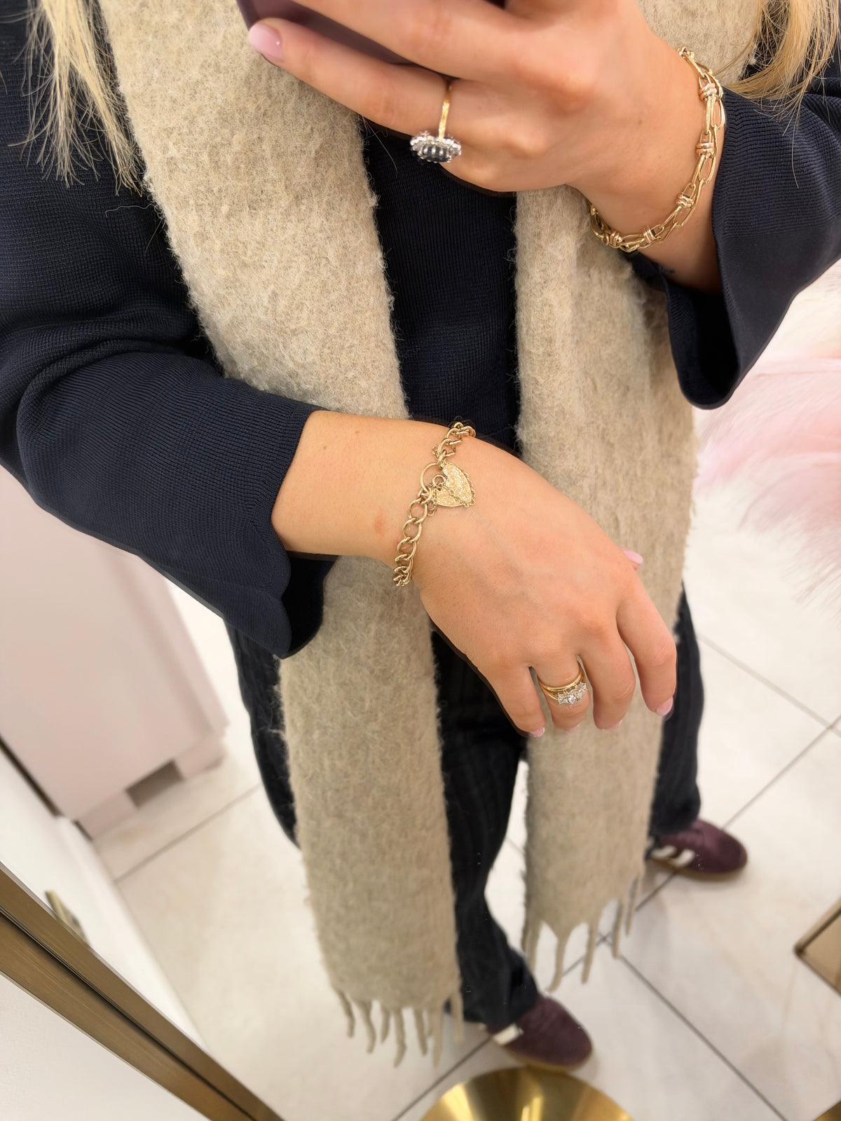 9ct Gold Curb Textured Lock Bracelet