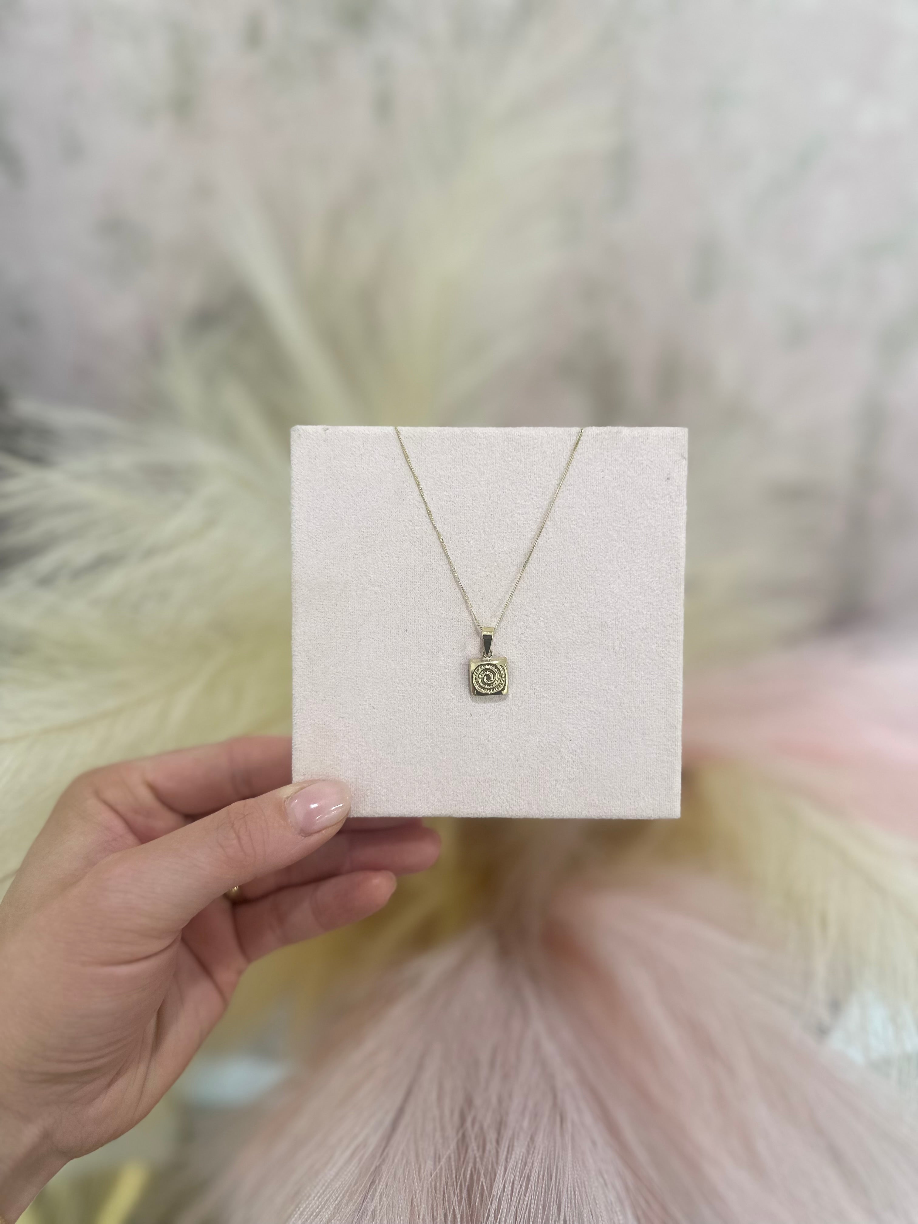 9ct Spiral Necklace
