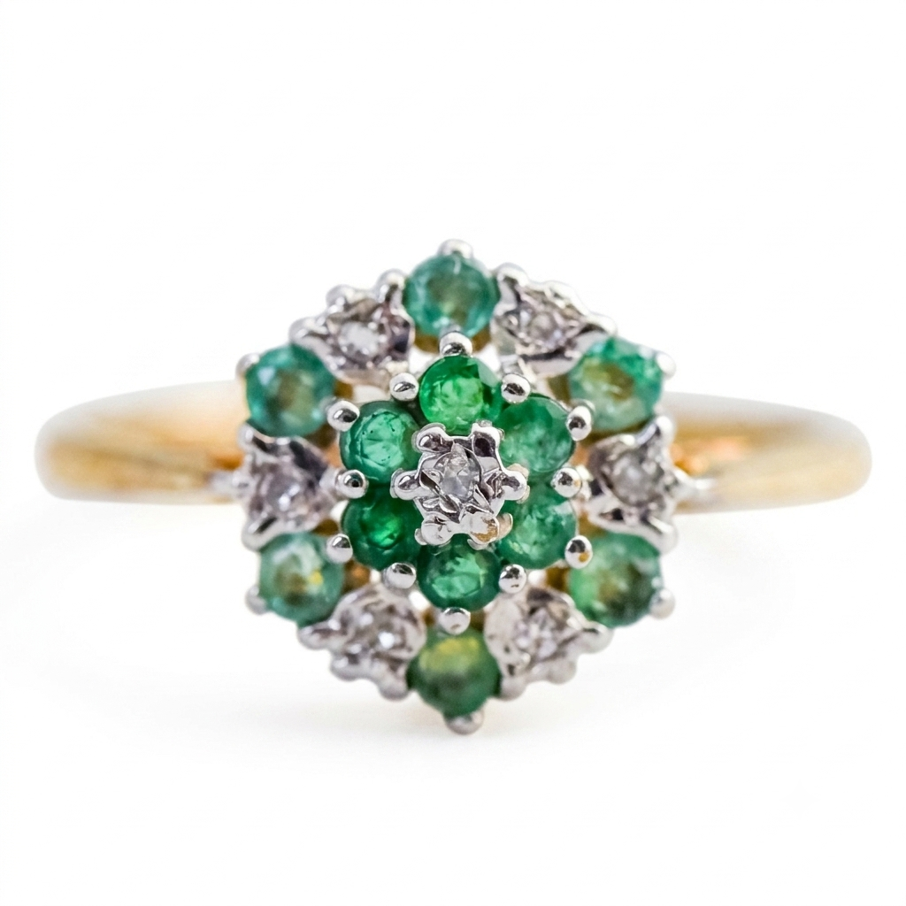9ct Gold Emerald & Diamond Cluster Ring
