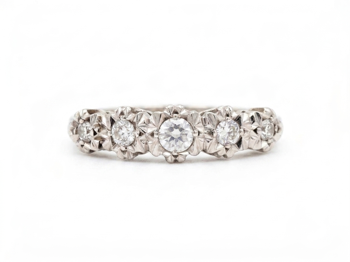 9ct Gold 5x Stone Diamond Ring