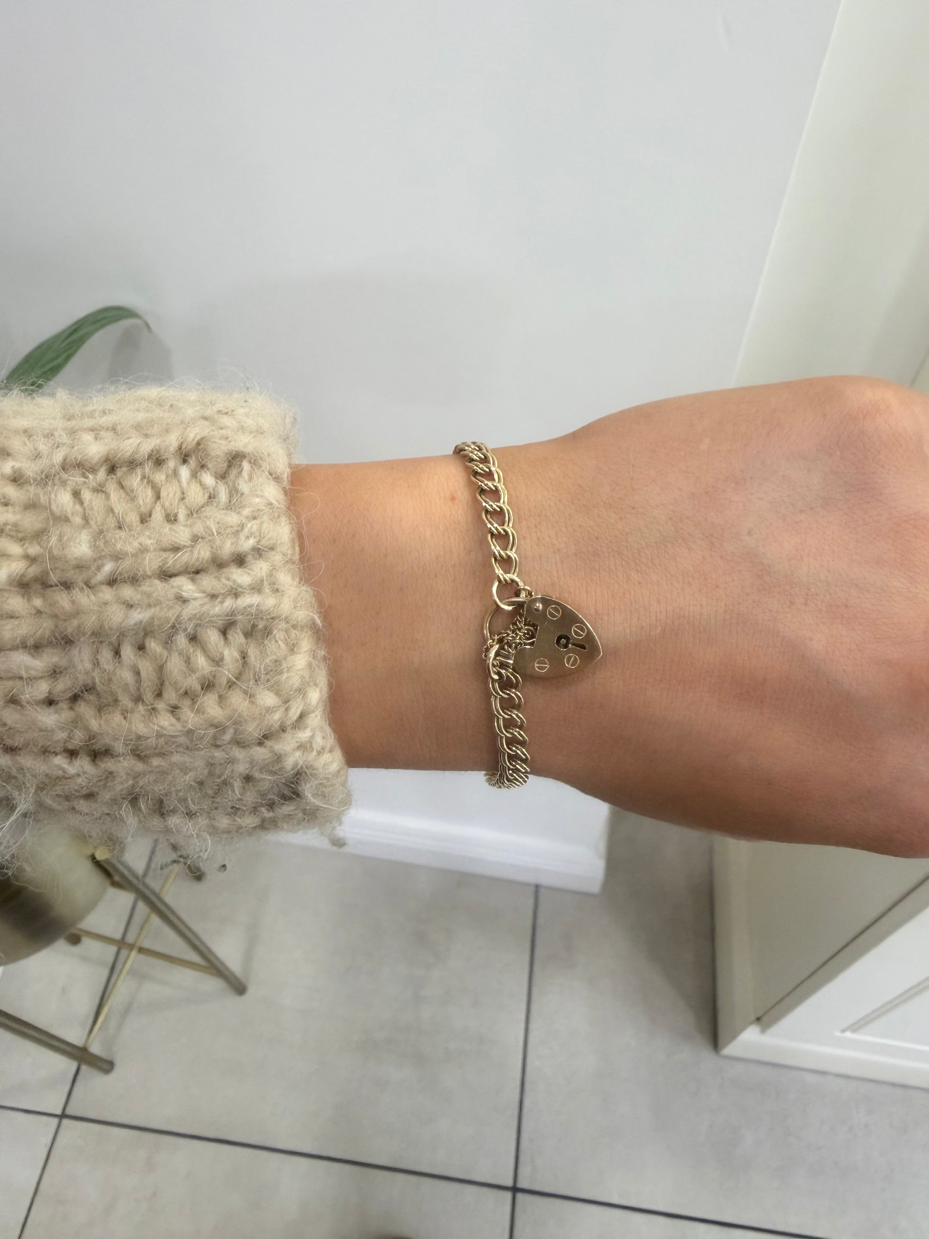 9ct Gold Curb Vintage Bracelet