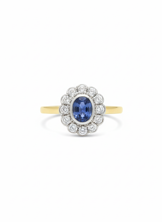 18ct Oval Sapphire Diamond Set Cluste Ring
