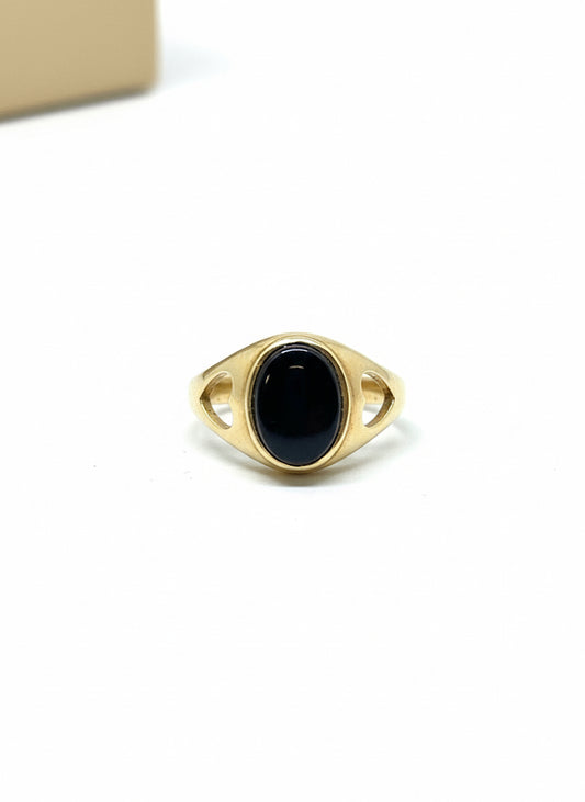 9ct Onyx Love Heart Ring