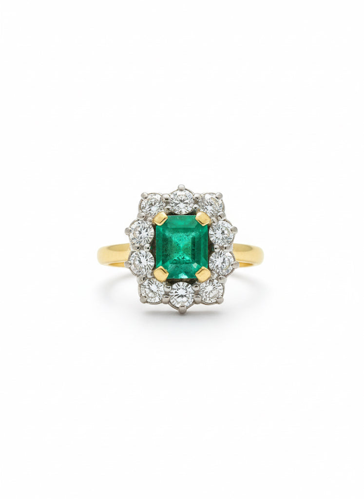 18ct Gold Emerald & Diamond Cluster Ring