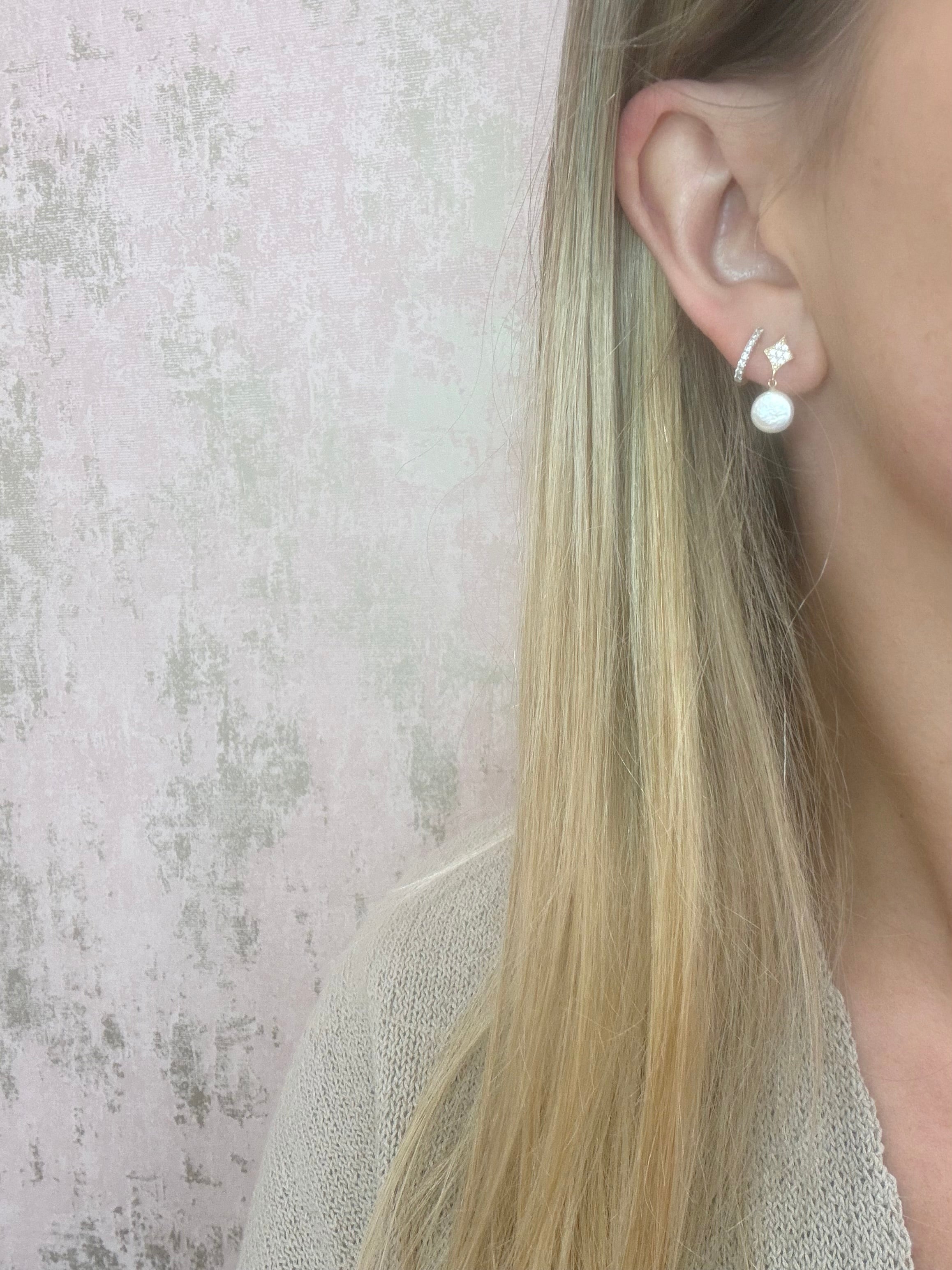 Henrietta 9ct Gold Pearl Drop Earrings