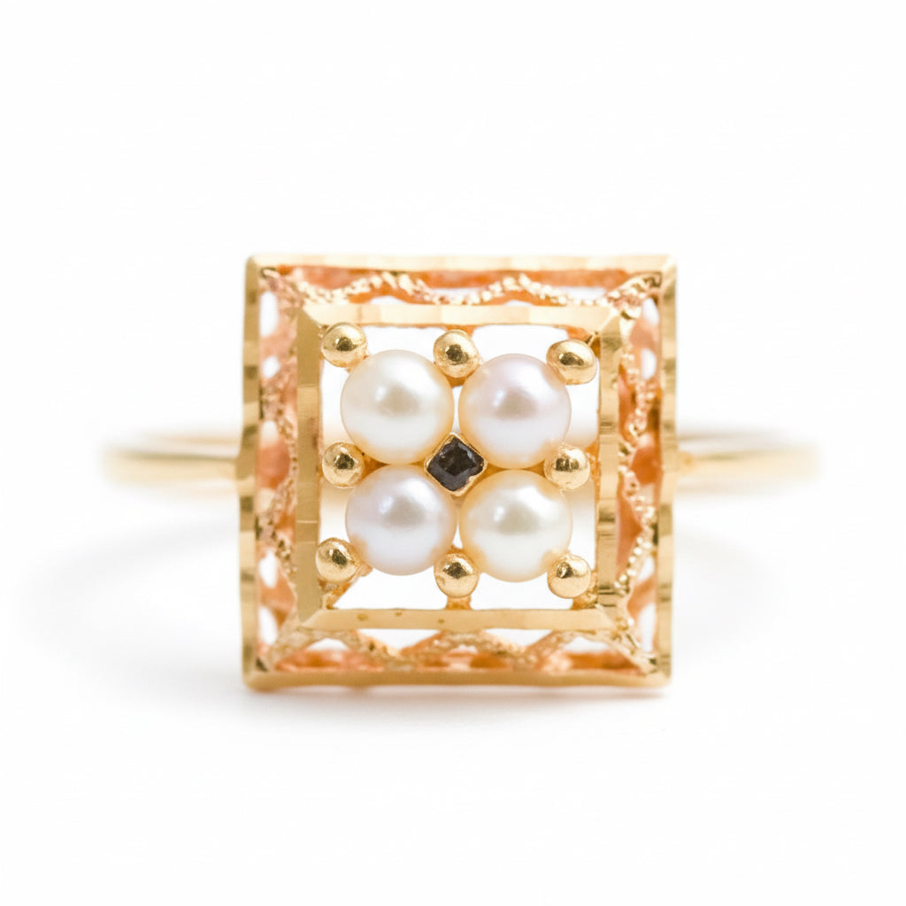 9ct Gold Four Pearl Ring