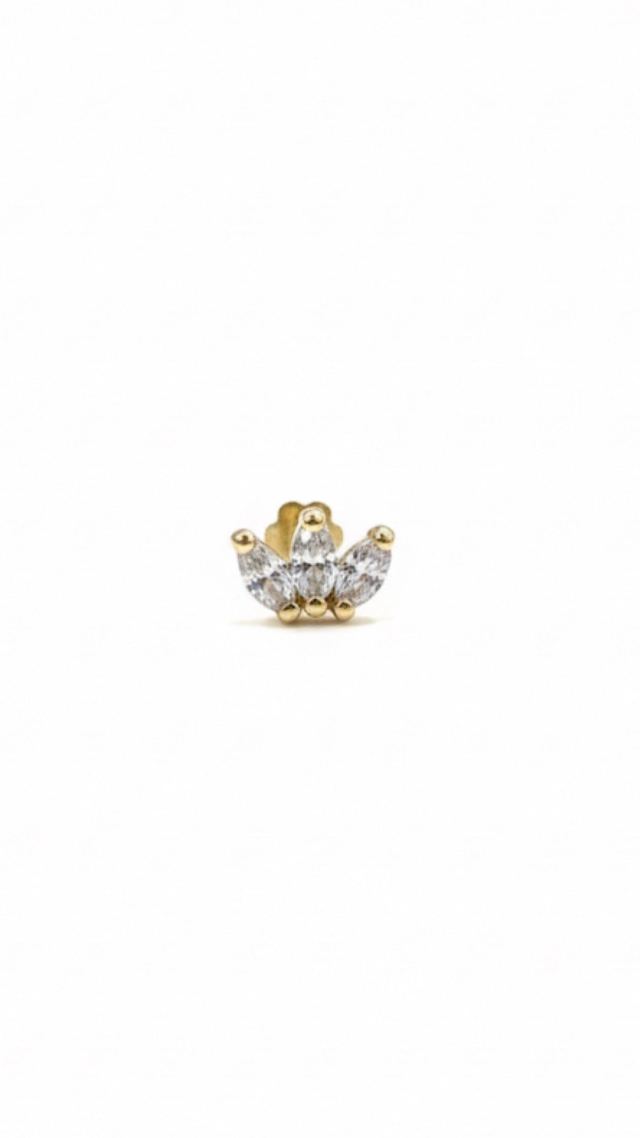 Betty 9ct Flatback Single Earring