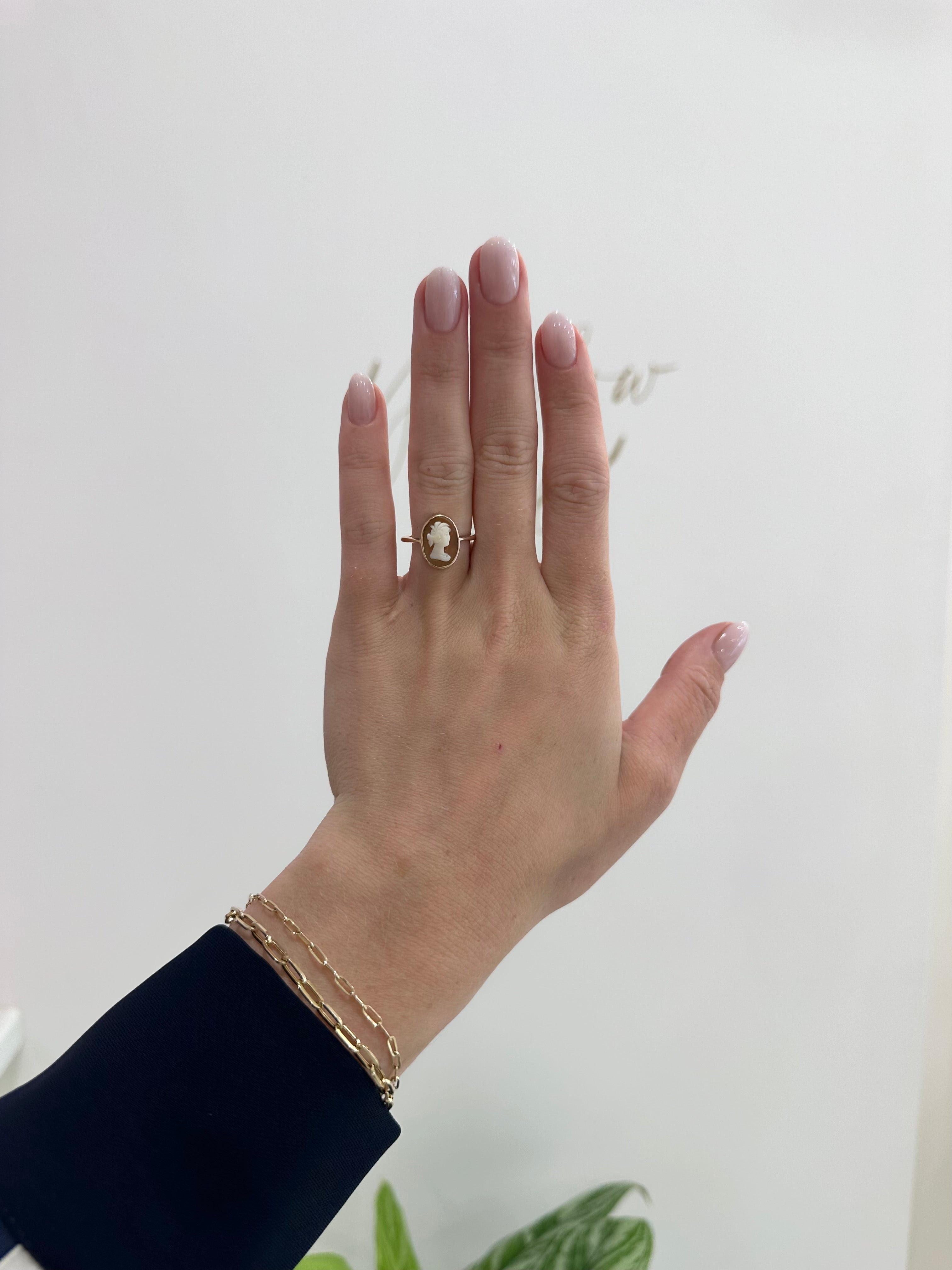 9ct Gold Cameo Ring
