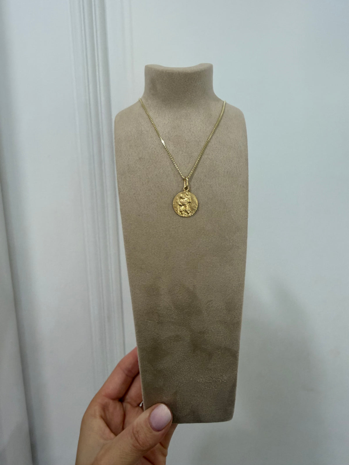 9ct Gold St Christopher Medal Necklace
