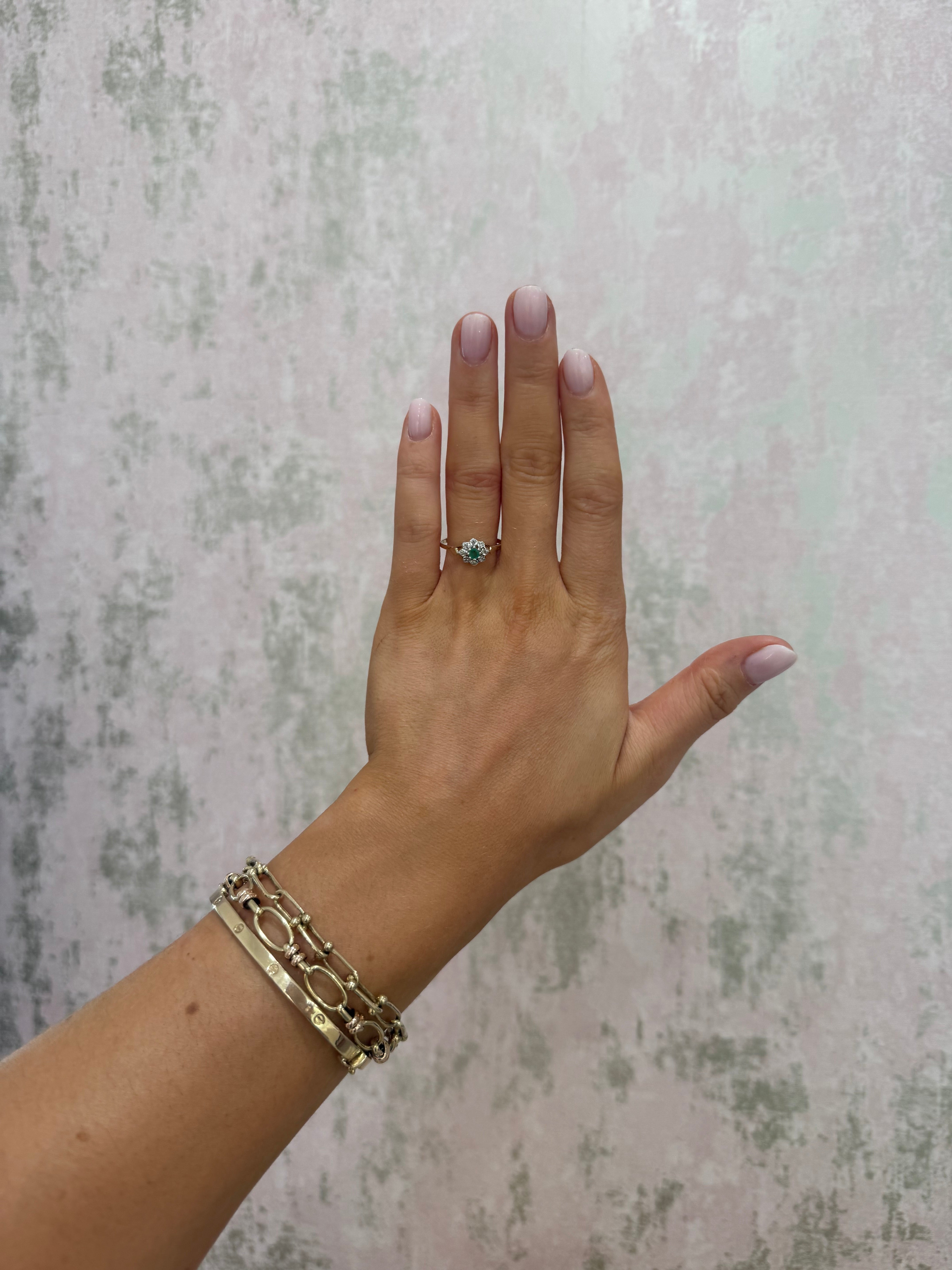 9ct Gold Emerald & Diamond Cluster