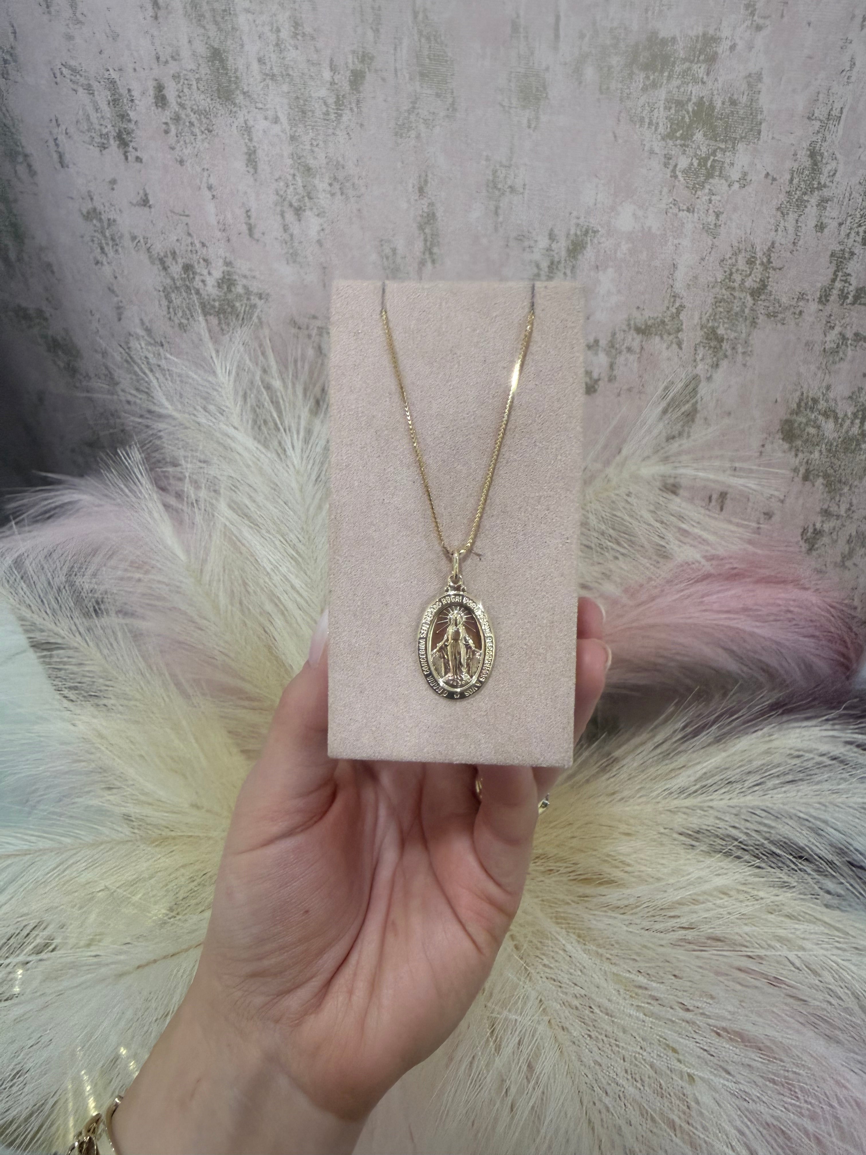 9ct Large Miraculous Medal Necklace