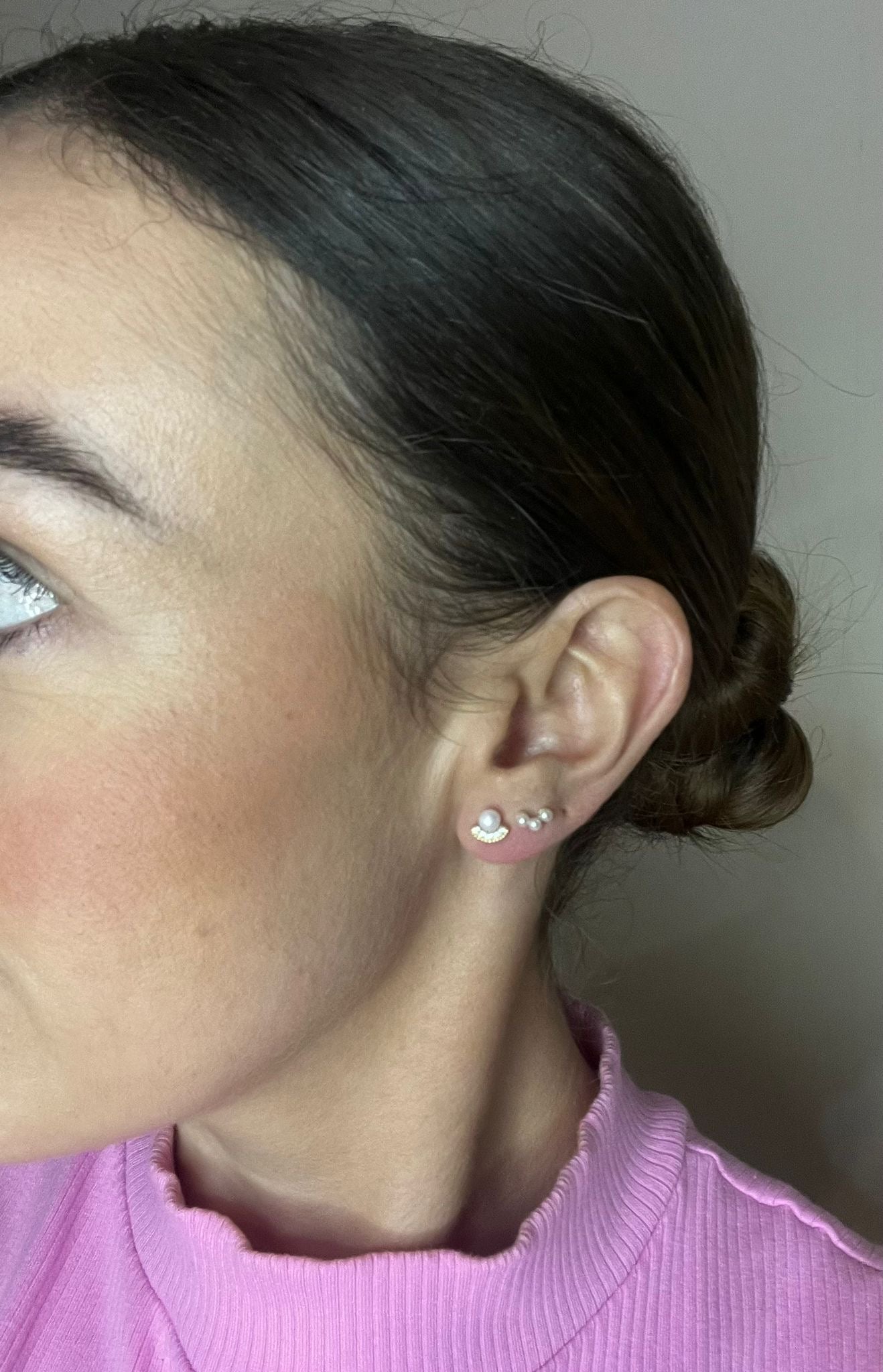Shelly 9ct Gold Earrings