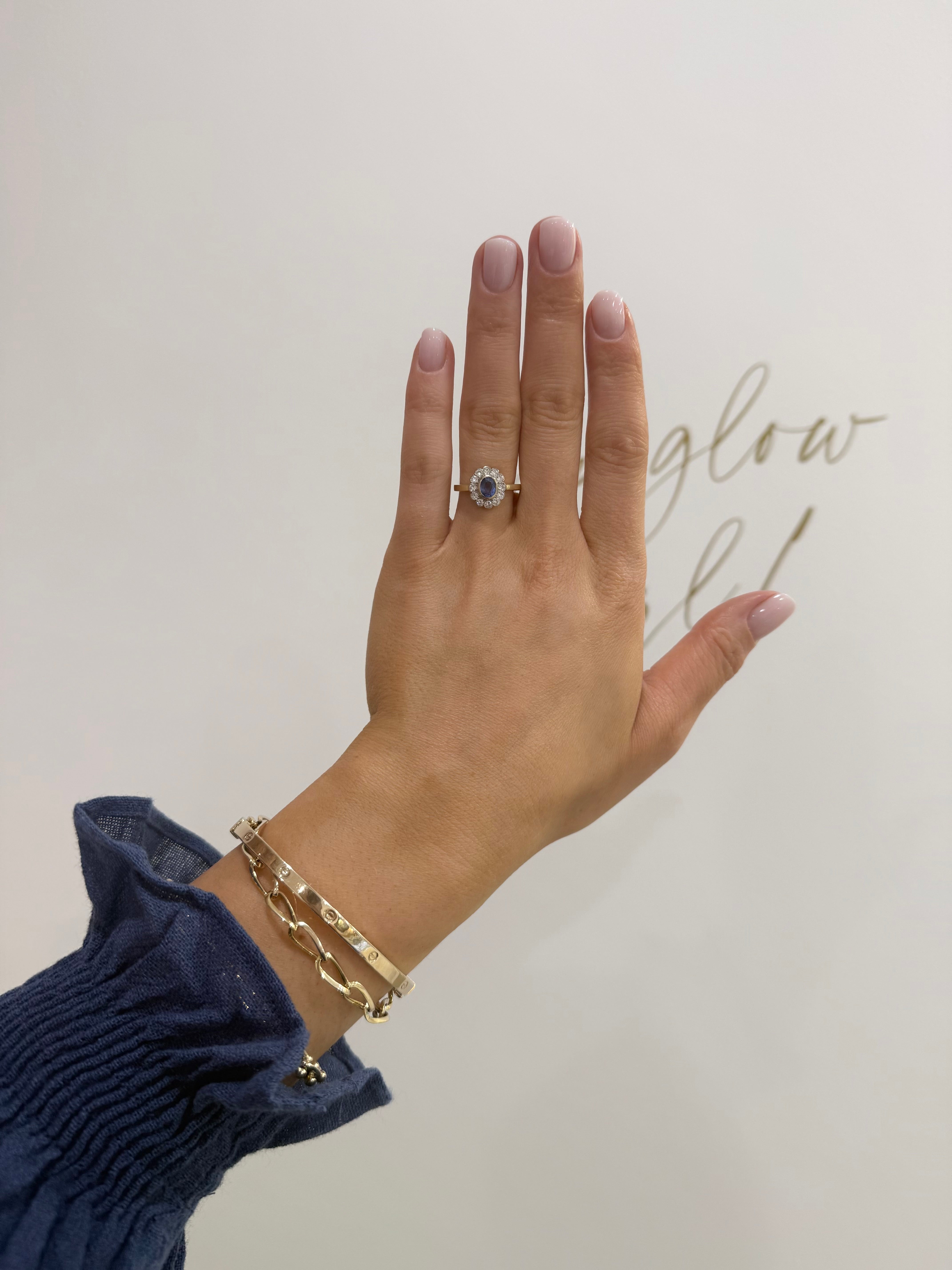 18ct Oval Sapphire Diamond Set Cluste Ring